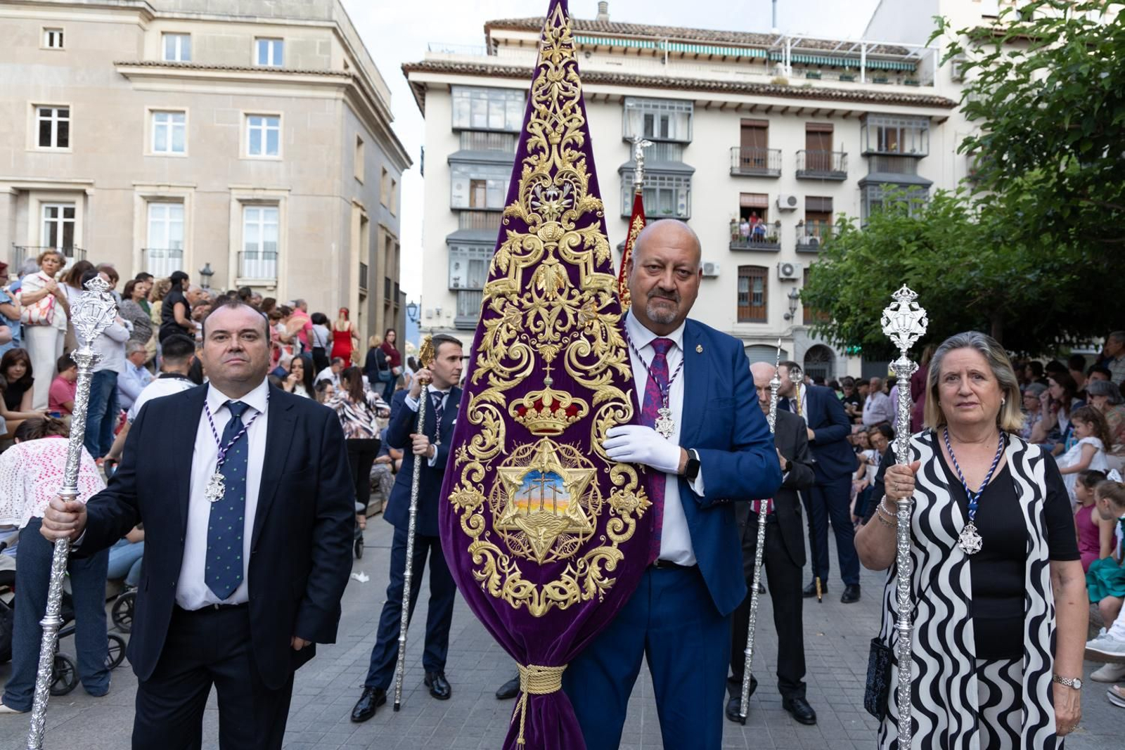 Así ha procesionado la Virgen de la Capilla por Jaén en su día grande.