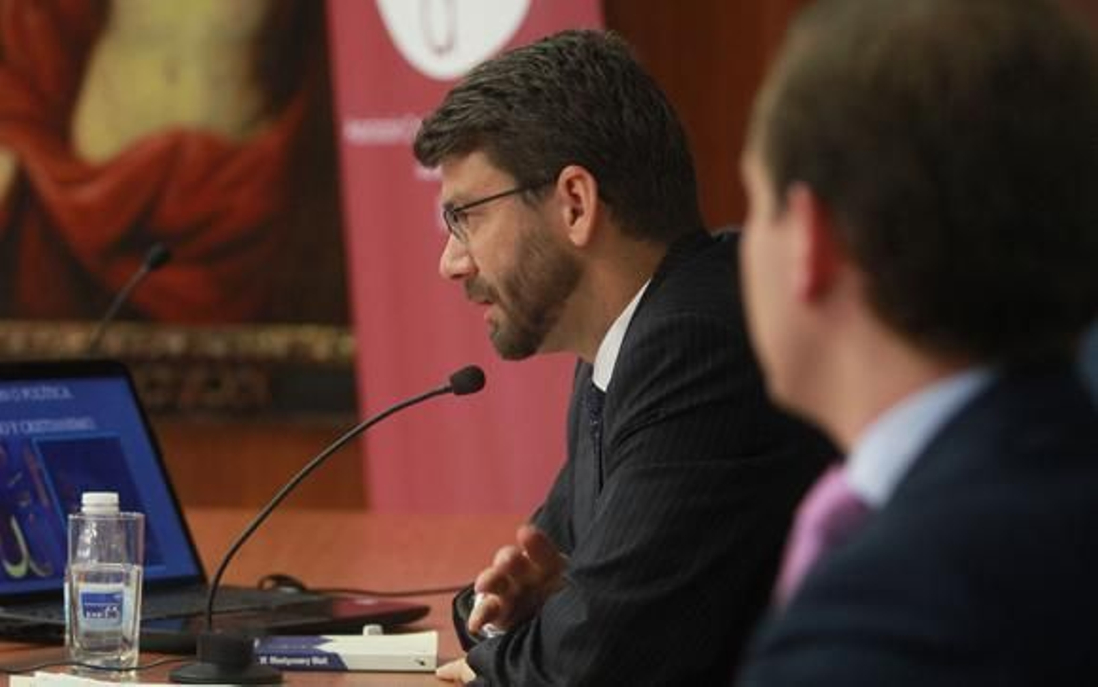 Alejandro Rodríguez de la Peña, ayer en la conferencia que ofreció en el Palacio de Bertemati. /José Contreras