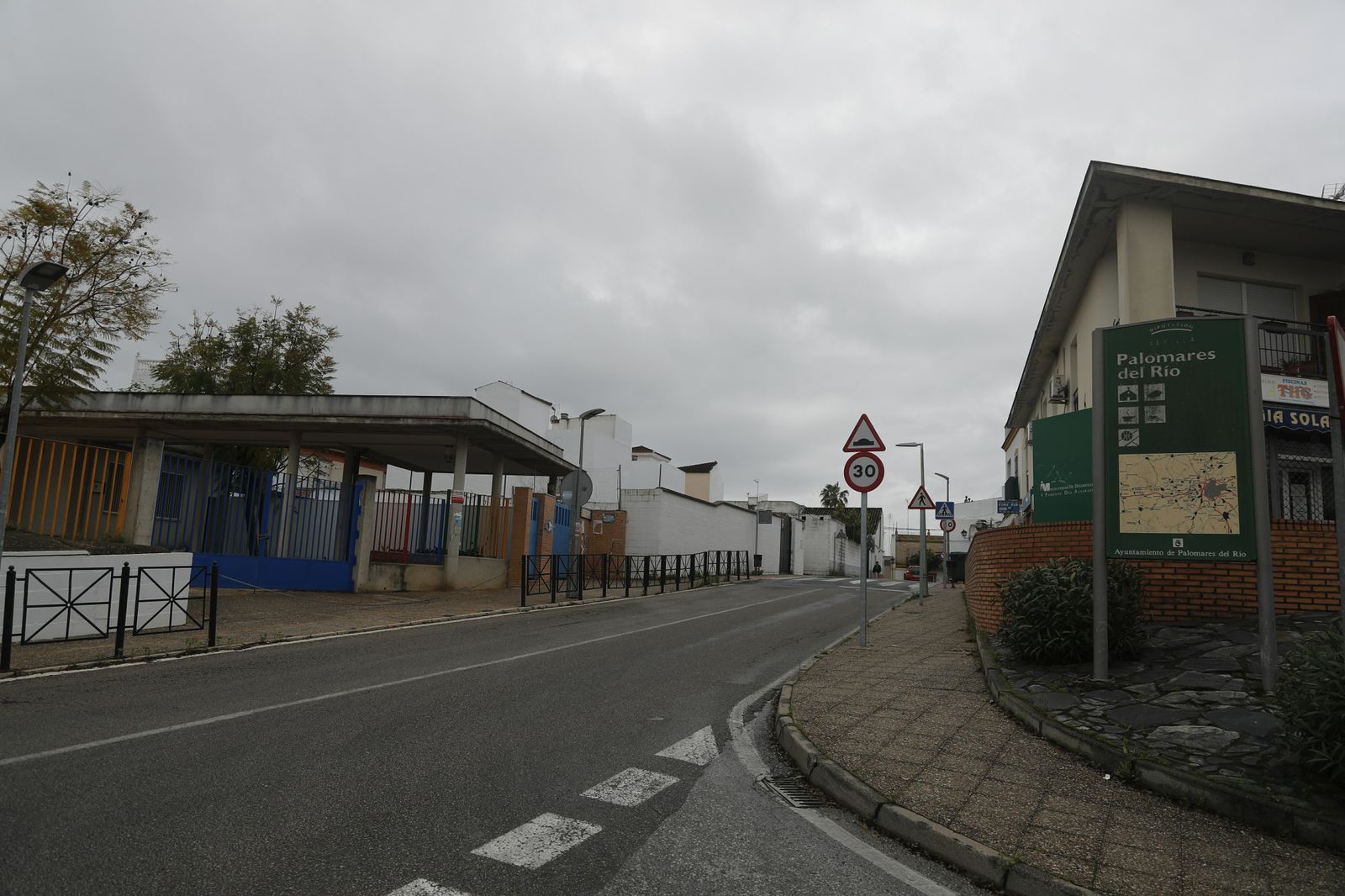 Una vista de Palomares del Río.