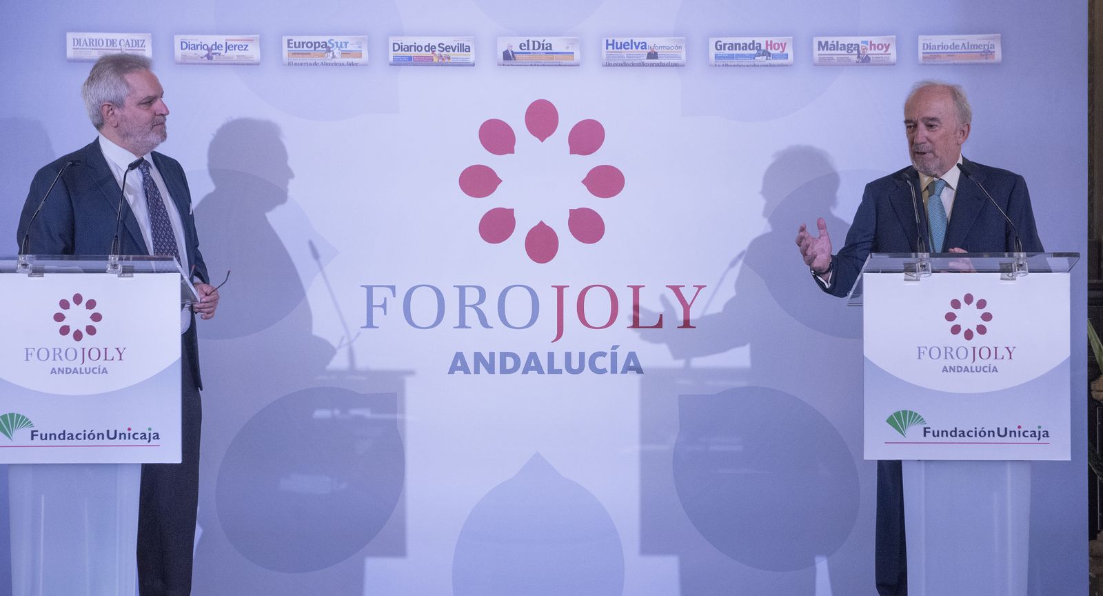 Imágenes del Foro Joly con el director de la Real Academia Española, Santiago Muñoz Machado
