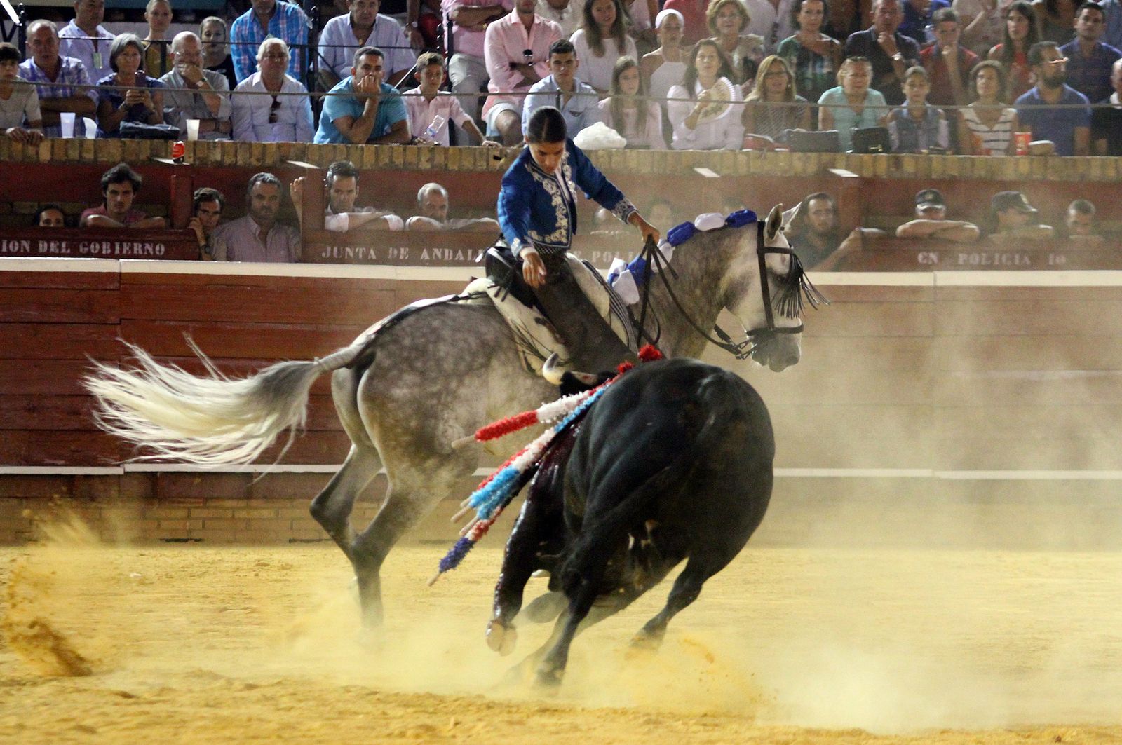 Imágenes de la corrida de rejones de Pablo Hermoso de Mendoza, Andrés Romero y Lea Vicens.