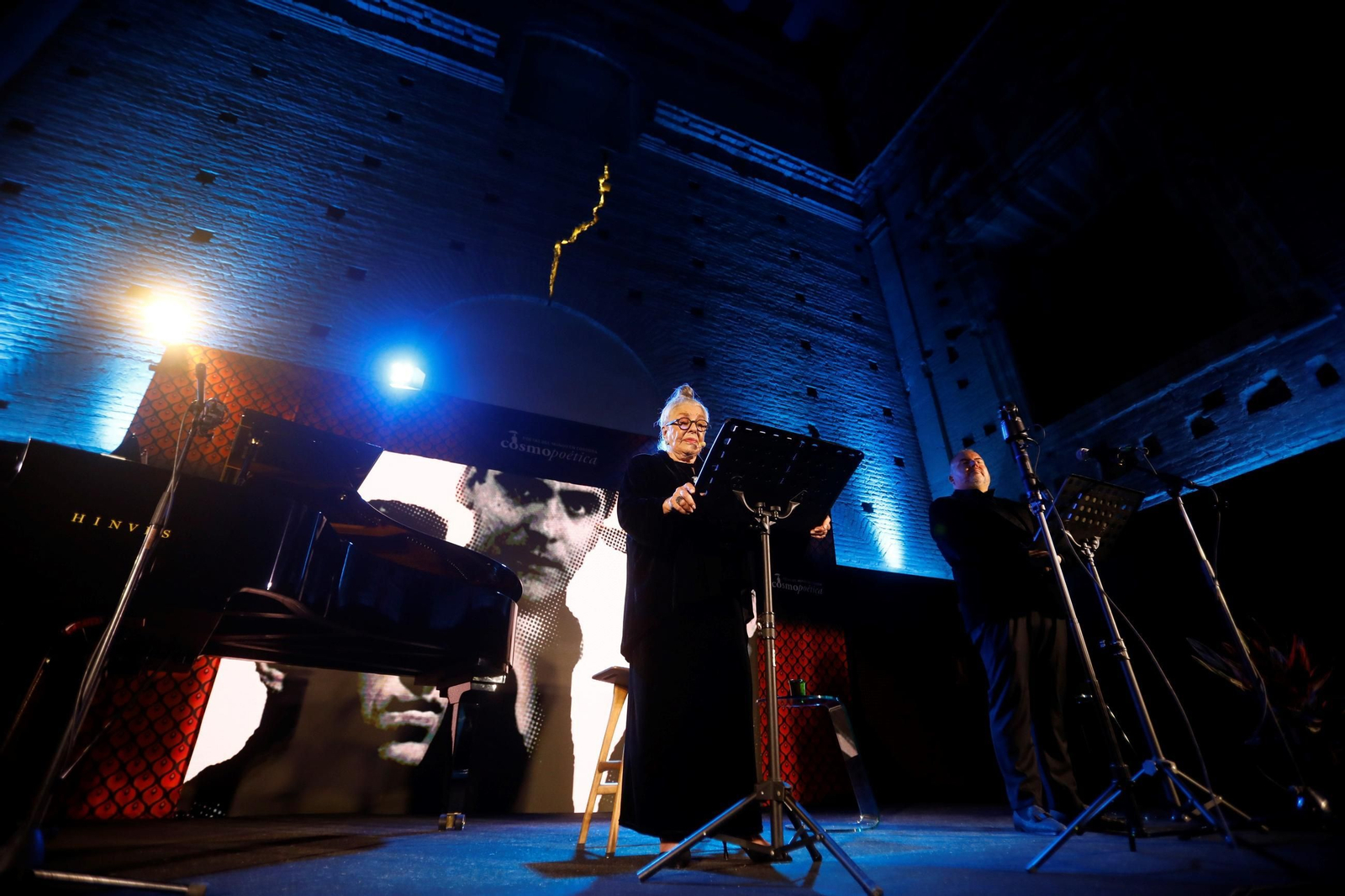 El homenaje de Lola Herrera a sus poetas predilectos en Cosmopoética, en imágenes