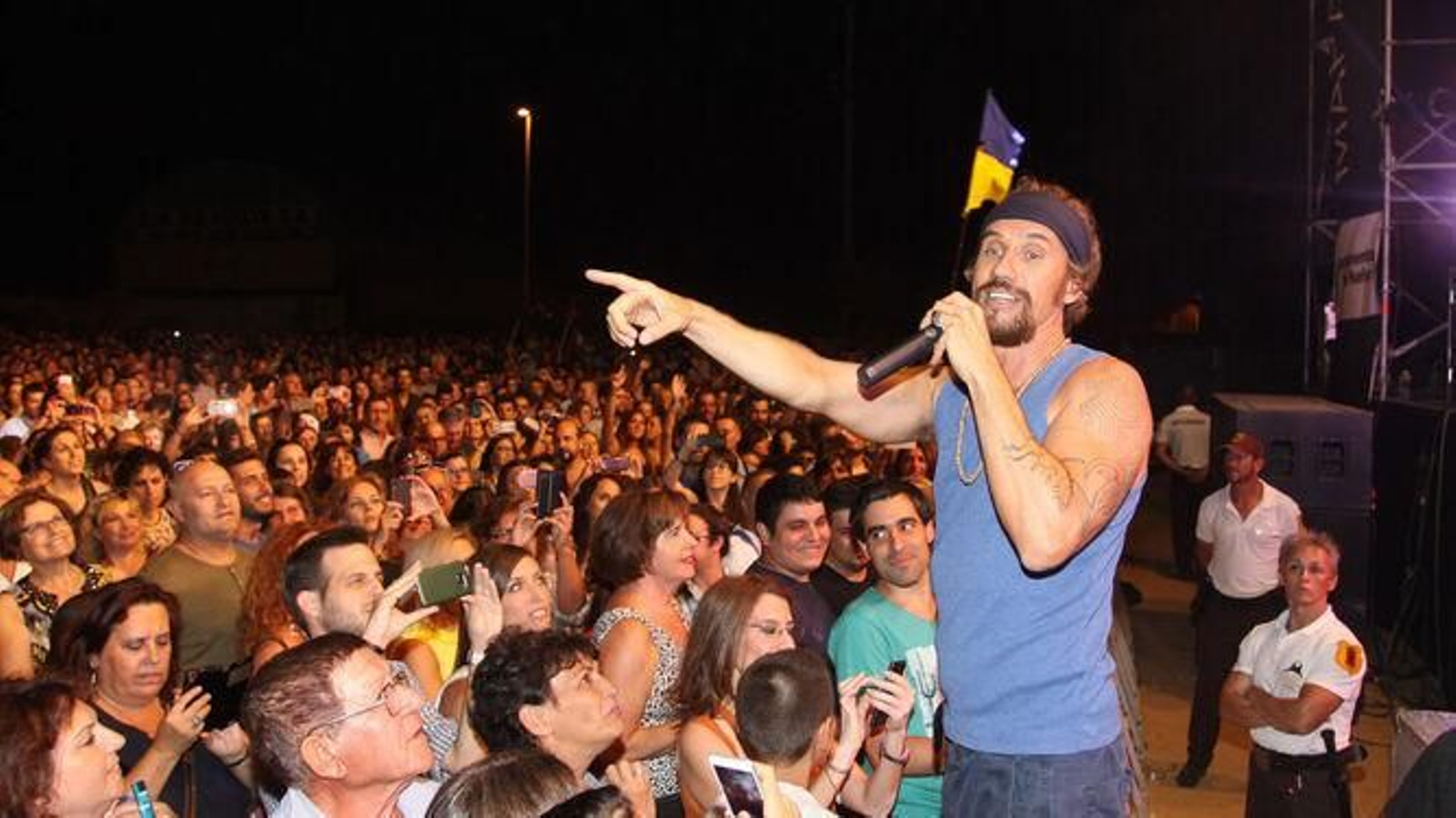 Macaco en una actuación en Cádiz.