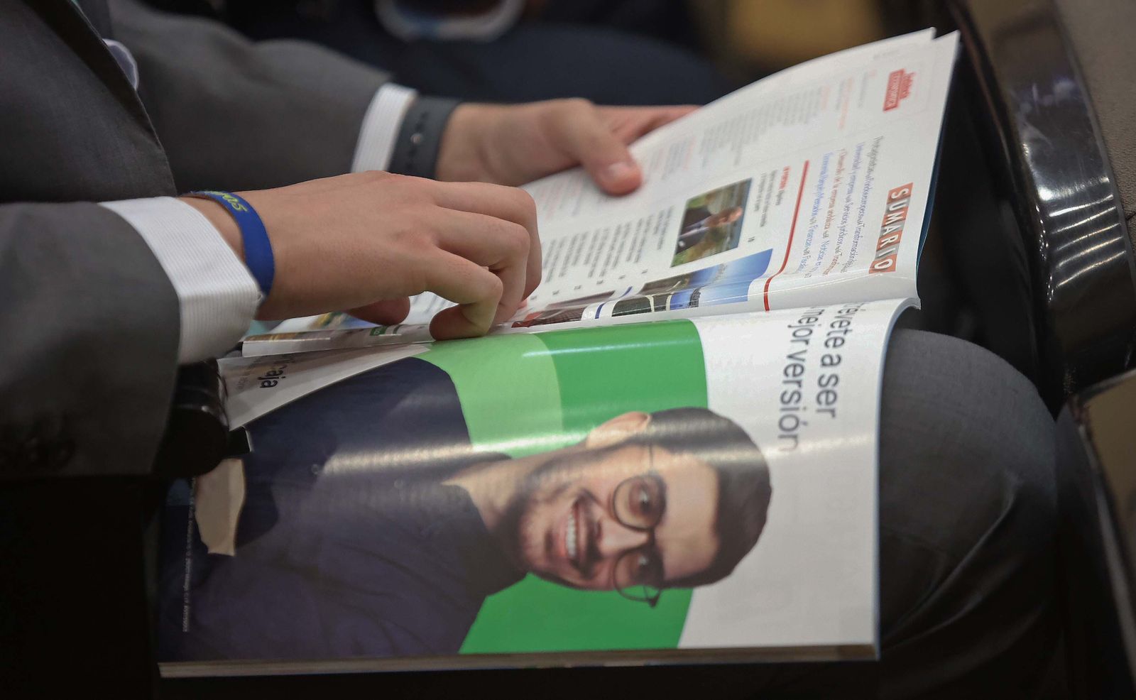 Imágenes de la presentación de la revista Andalucía Económica en Algeciras