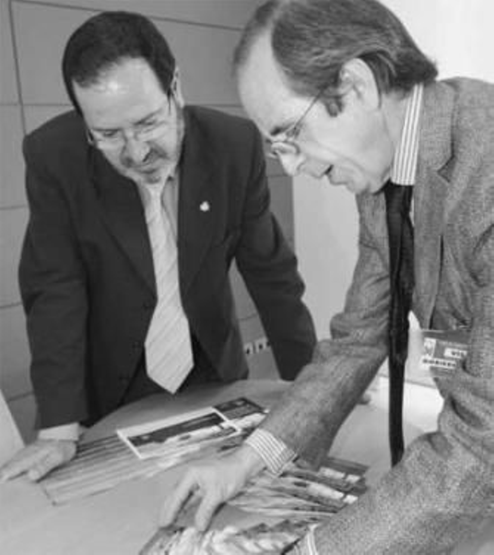 Pedro Benzal (i) junto a Isidro Toro en la presentación.