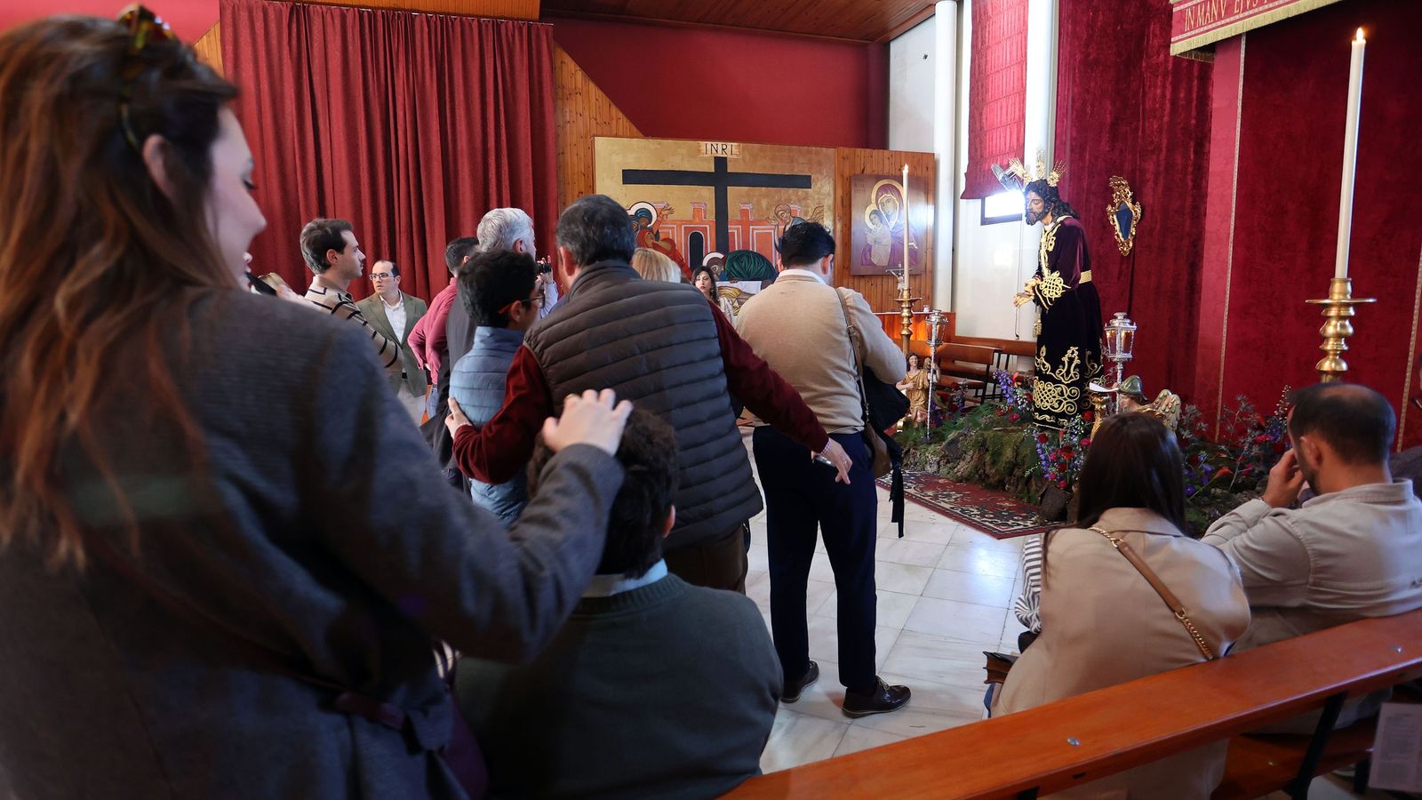 Imágenes de los besapiés y besamanos del Primer Domingo de Cuaresma en Jerez