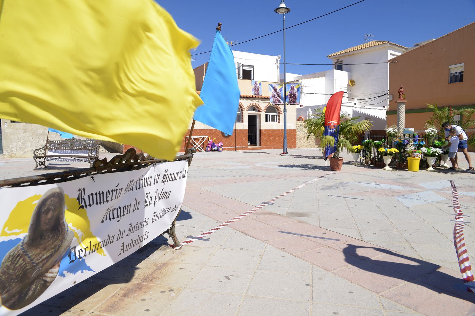 Fotos de la ofrenda a la Virgen de la Plama en El Rinconcillo