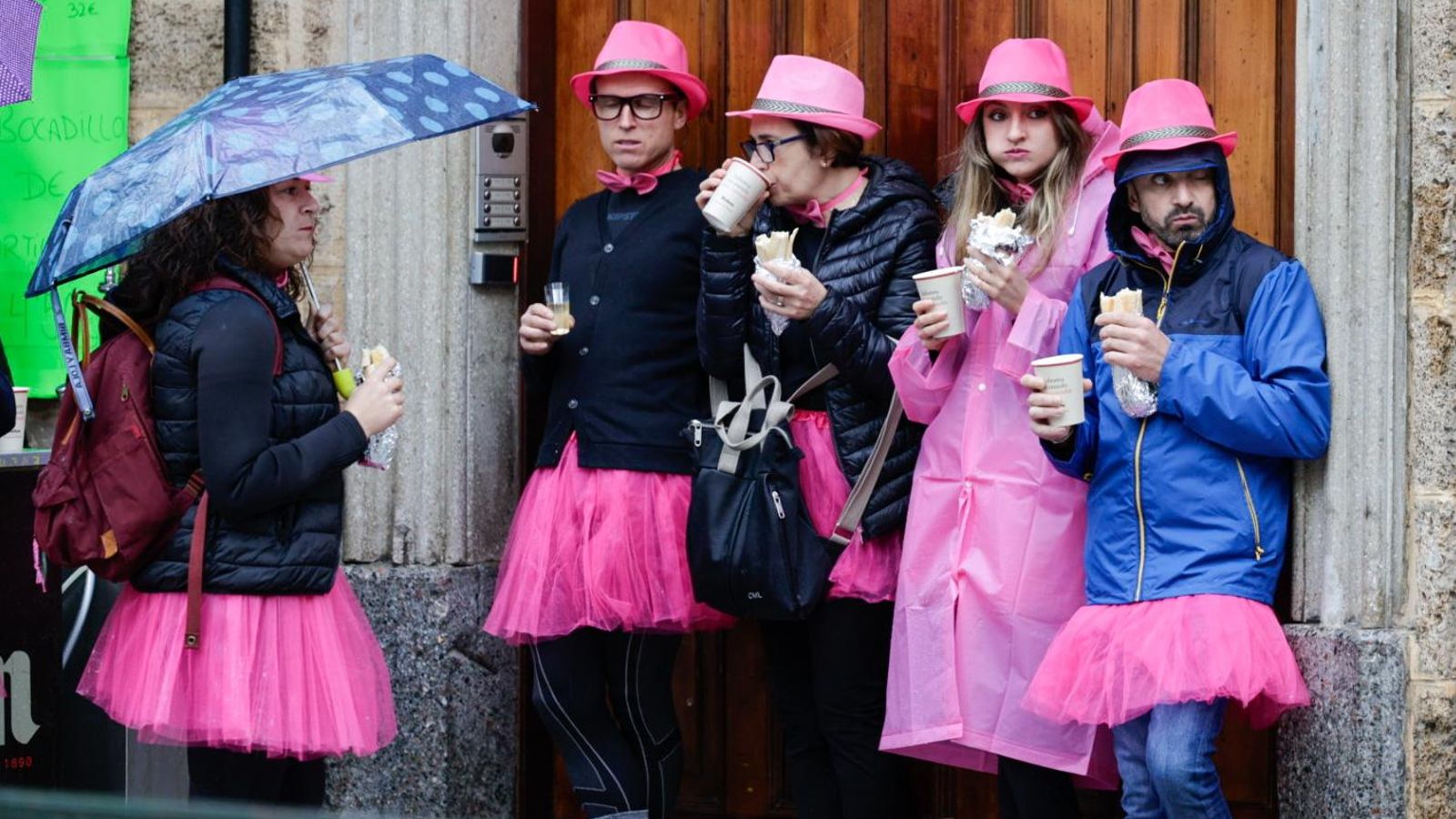 Las mejores imágenes del primer domingo de Carnaval de Cádiz