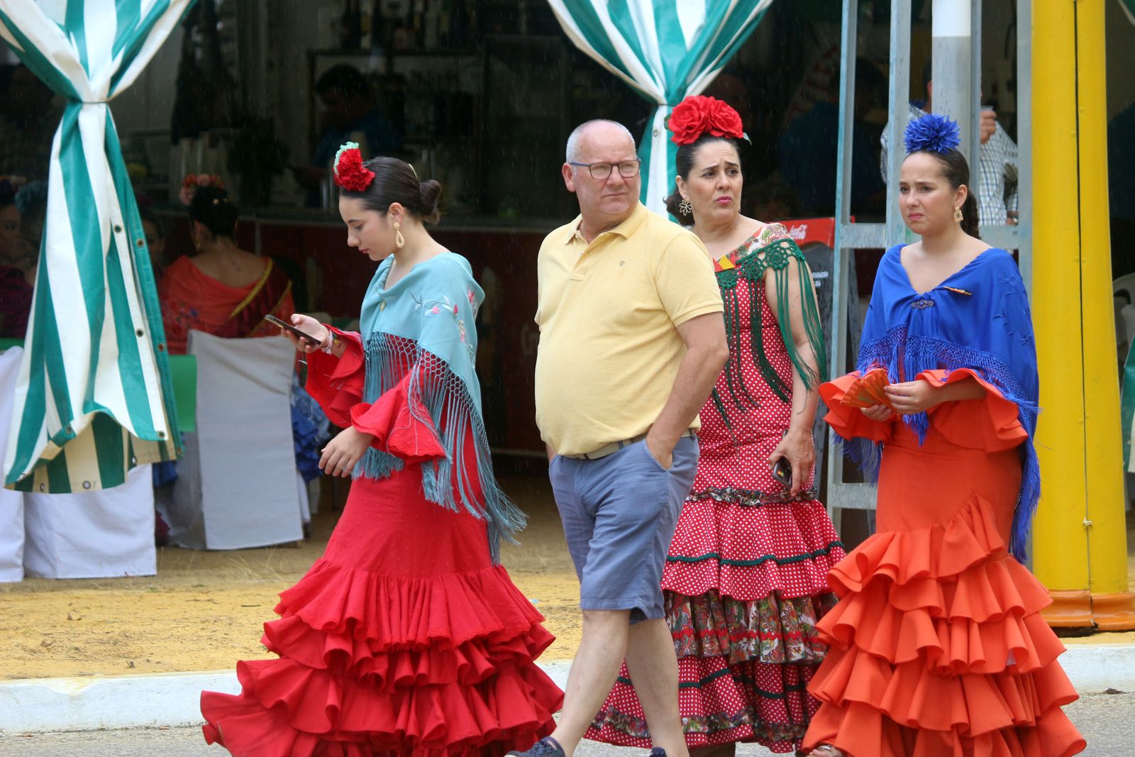 Búscate en las imágenes del viernes de Feria de Puerto Real