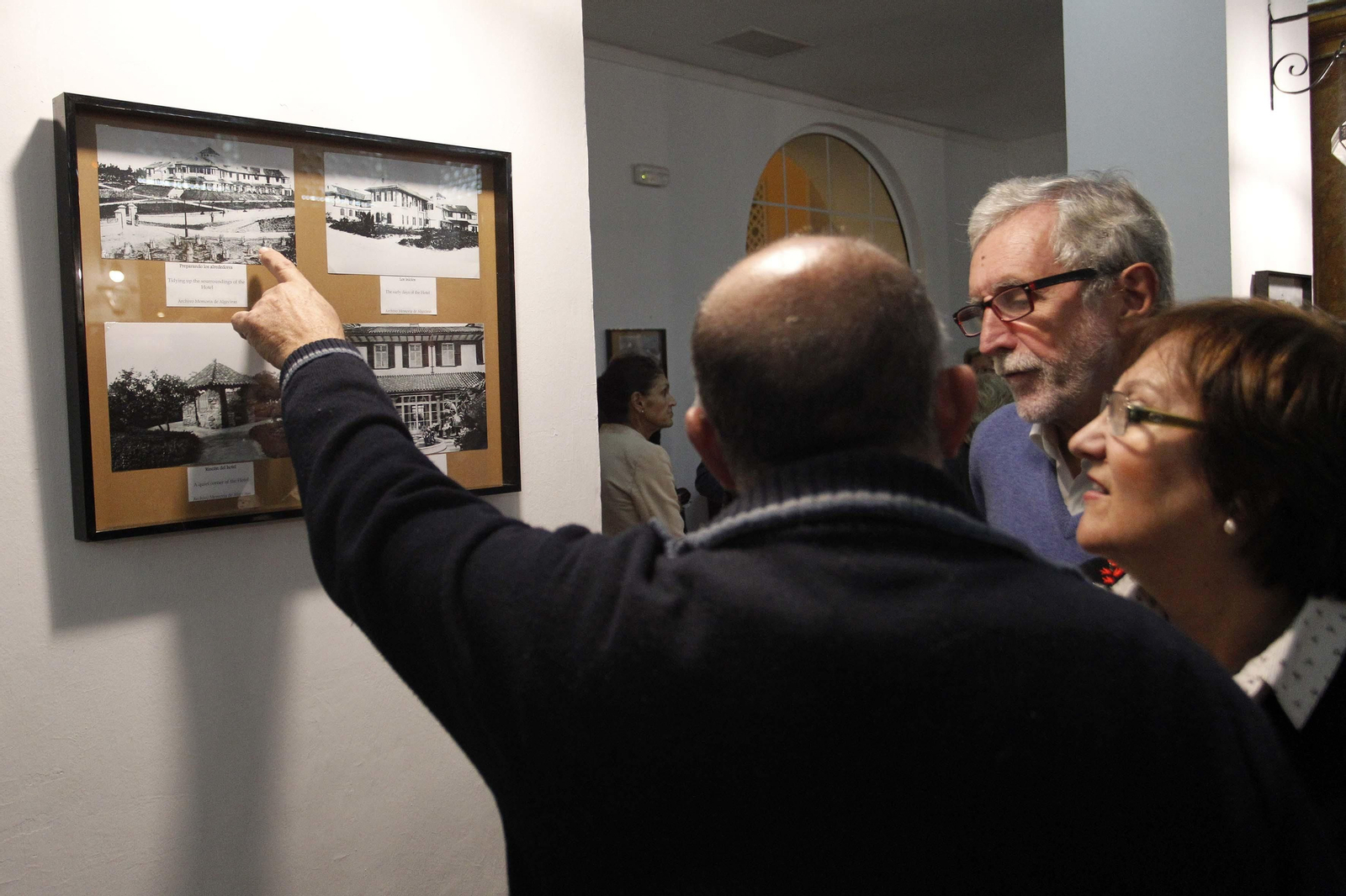 Imágenes de la exposición en el Hotel Cristina