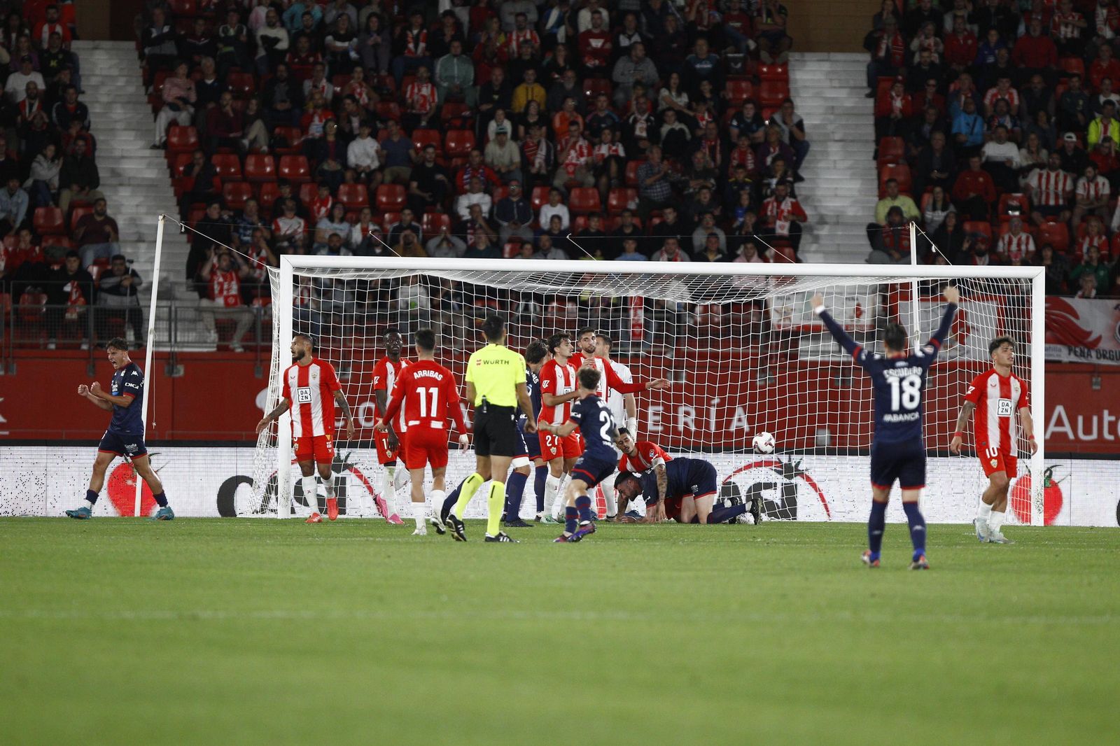 El partido U.D. Almería-Deportivo de La Coruña, en imágenes