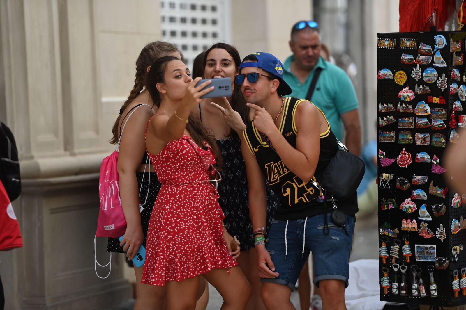 Las fotos del lunes festivo en la Feria en Málaga