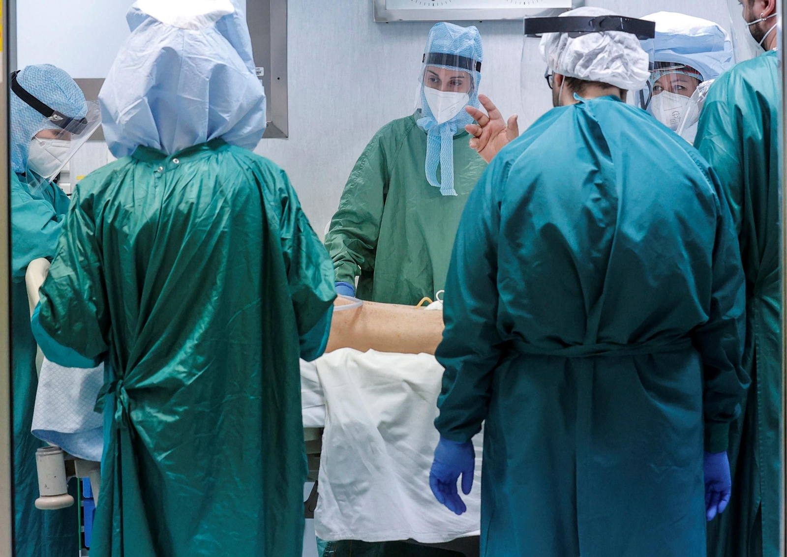 Asistencia a un enfermo Covid.