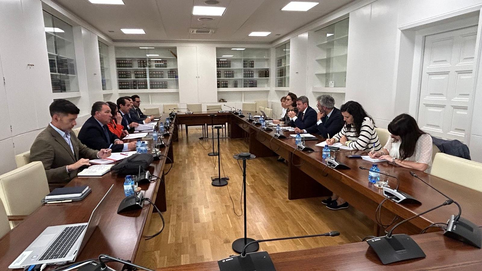 Reunión de este jueves entre Gobierno, Junta y Diputación sobre el puente entre Sanlúcar y Alcoutim en Huelva.