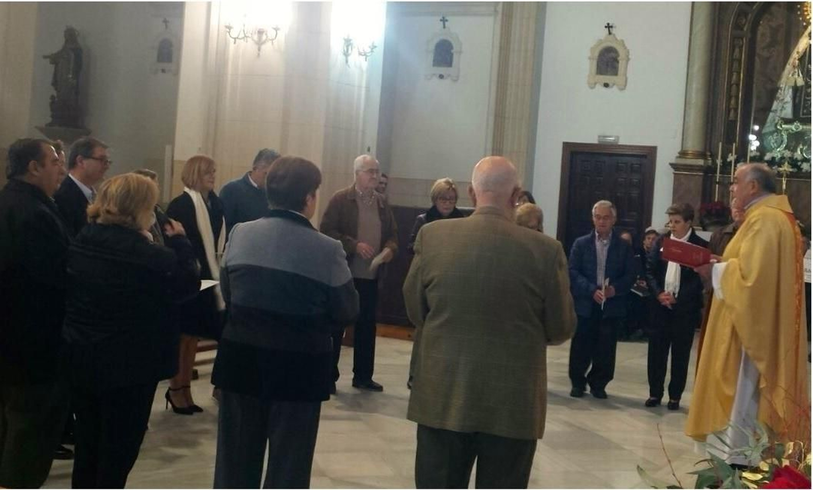 Algunos de los matrimonios participantes en la solemnidad de la Sagrada Familia.