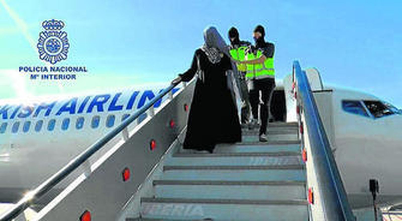 La mujer que fue detenida en el aeropuerto de Málaga por su presunta vinculación con la organización yihadista Daesh.