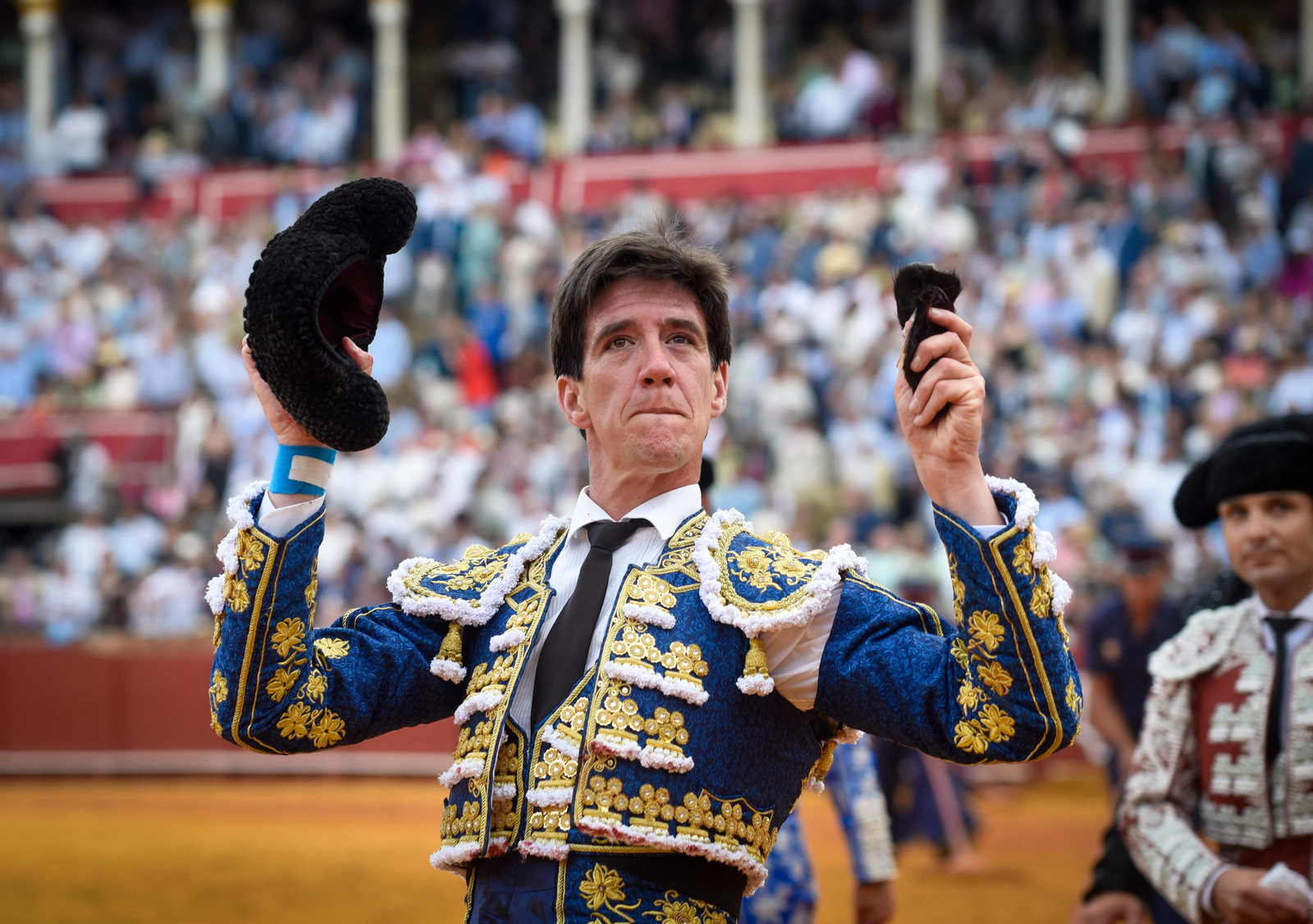 Las imágenes de la corrida de toros de El Fandi, Manuel Escribano y Esaú Fernández