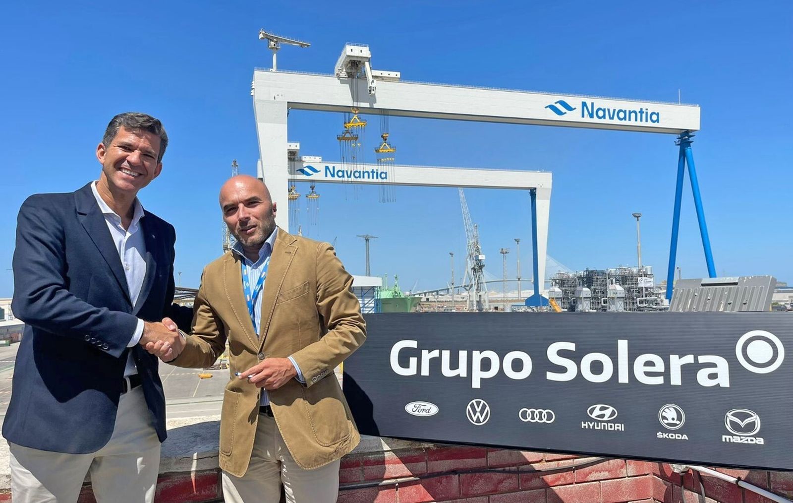 Vicente Vegazo, responsable de RRHH en Bahía de Cádiz, y Carlos Lara, en representación de Grupo Solera.