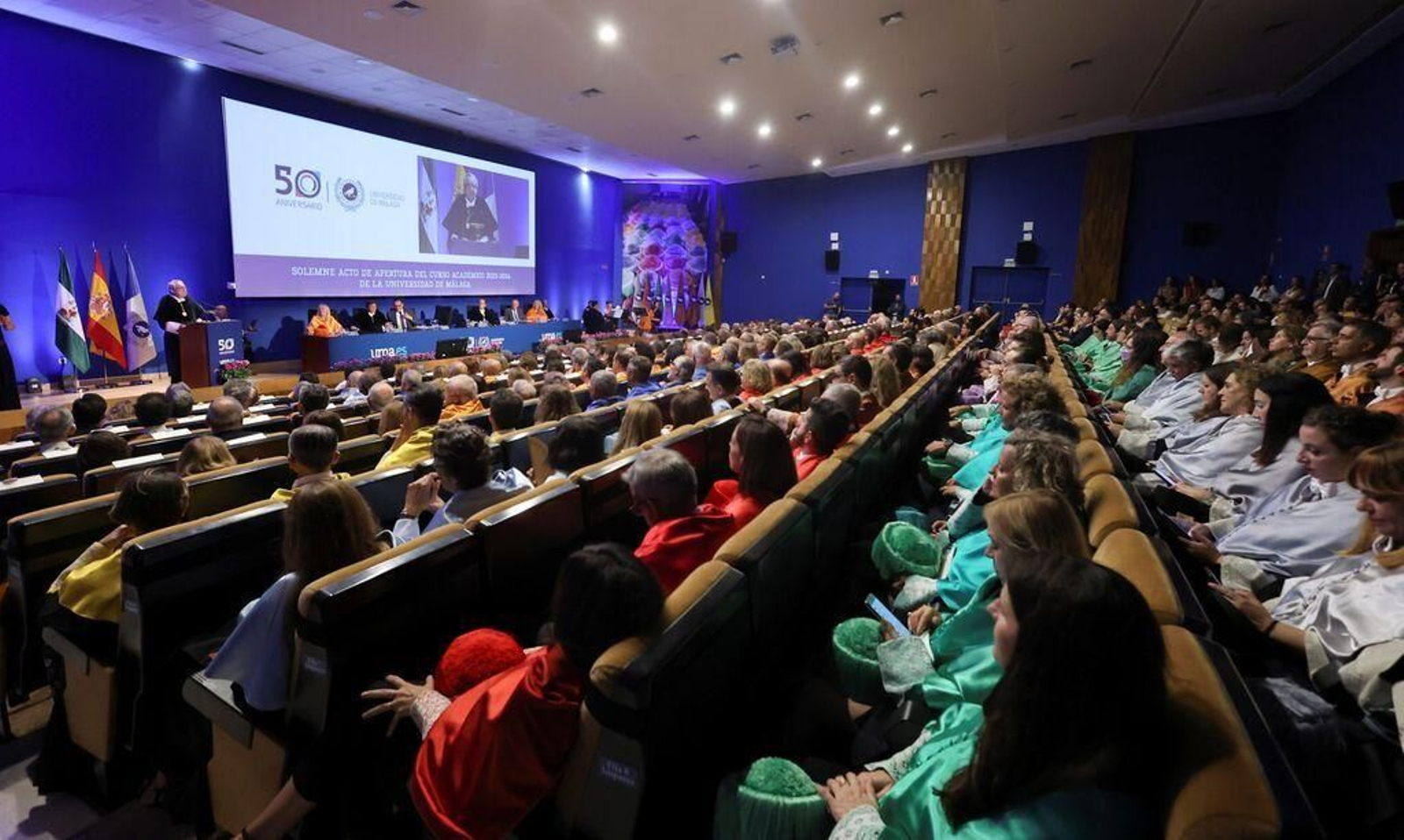 La comunidad universitaria en el acto de apertura del curso el pasado septiembre. La comunidad universitaria en el acto de apertura del curso el pasado septiembre.