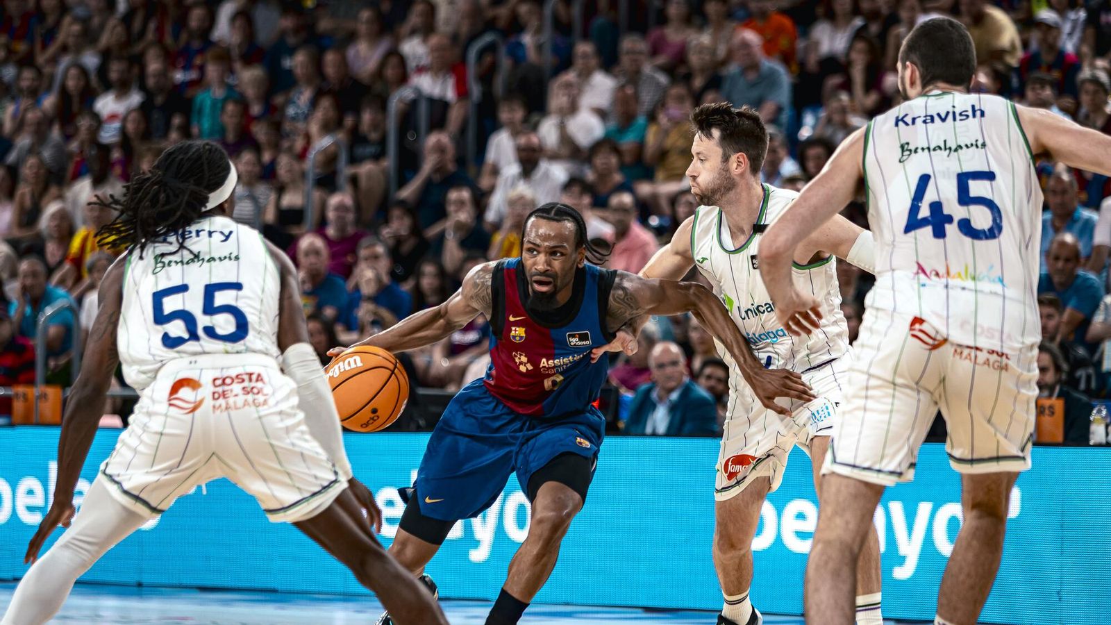 Las fotos del Barça-Unicaja, 2º partido del play off de la ACB
