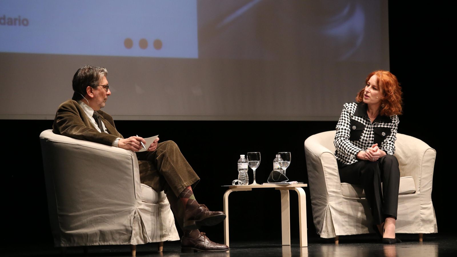 Gloria Lomana fue presentada por Ignacio Camacho.