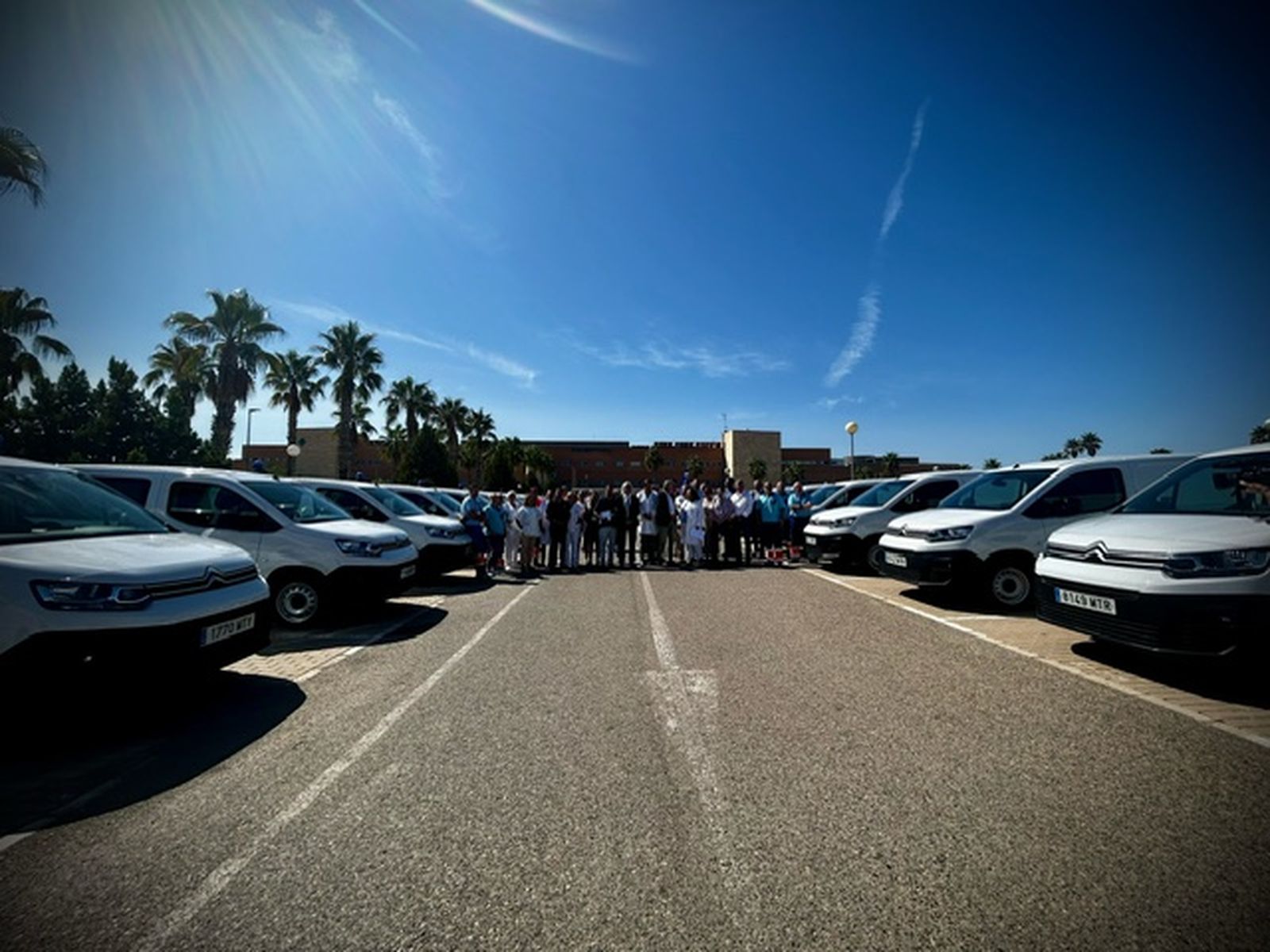 Nueva flota de vehículos para los centros sanitarios de Almería.