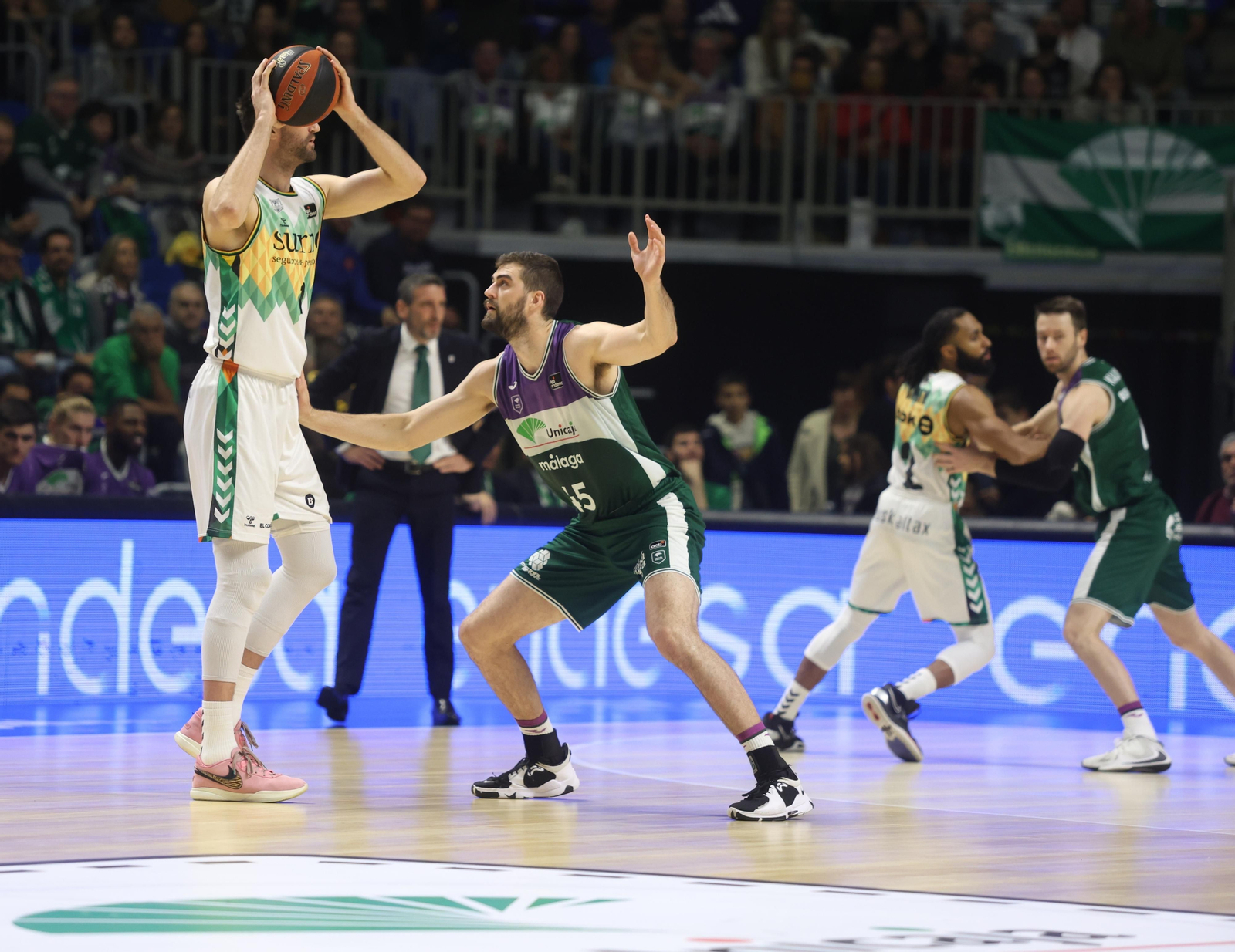 El Unicaja - Bilbao Basket, en fotos