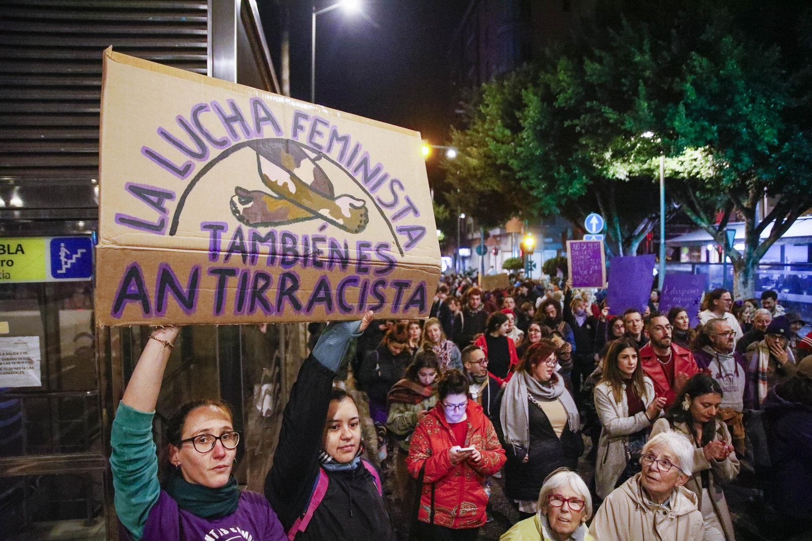 Las imágenes de la manifestación realizada por Asamblea Feminista 8M en Almería