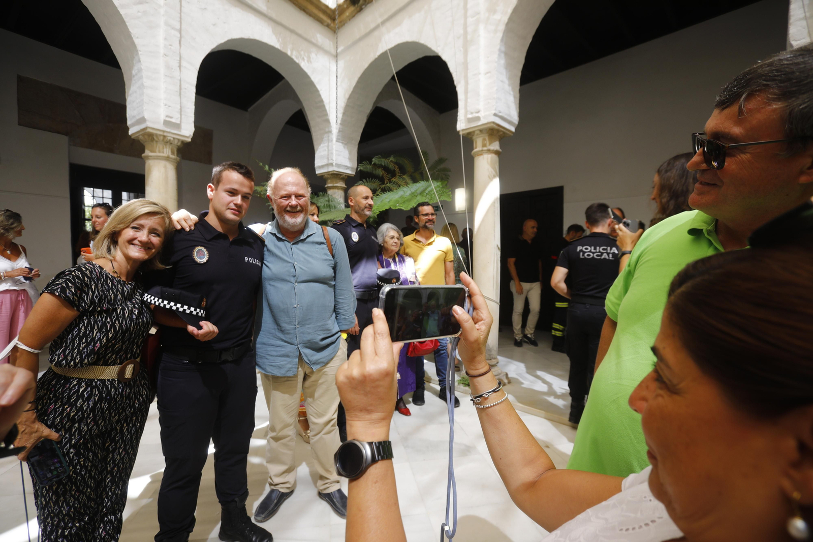 La toma de posesión de 50 nuevos agentes de Policía Local en Córdoba, en imágenes
