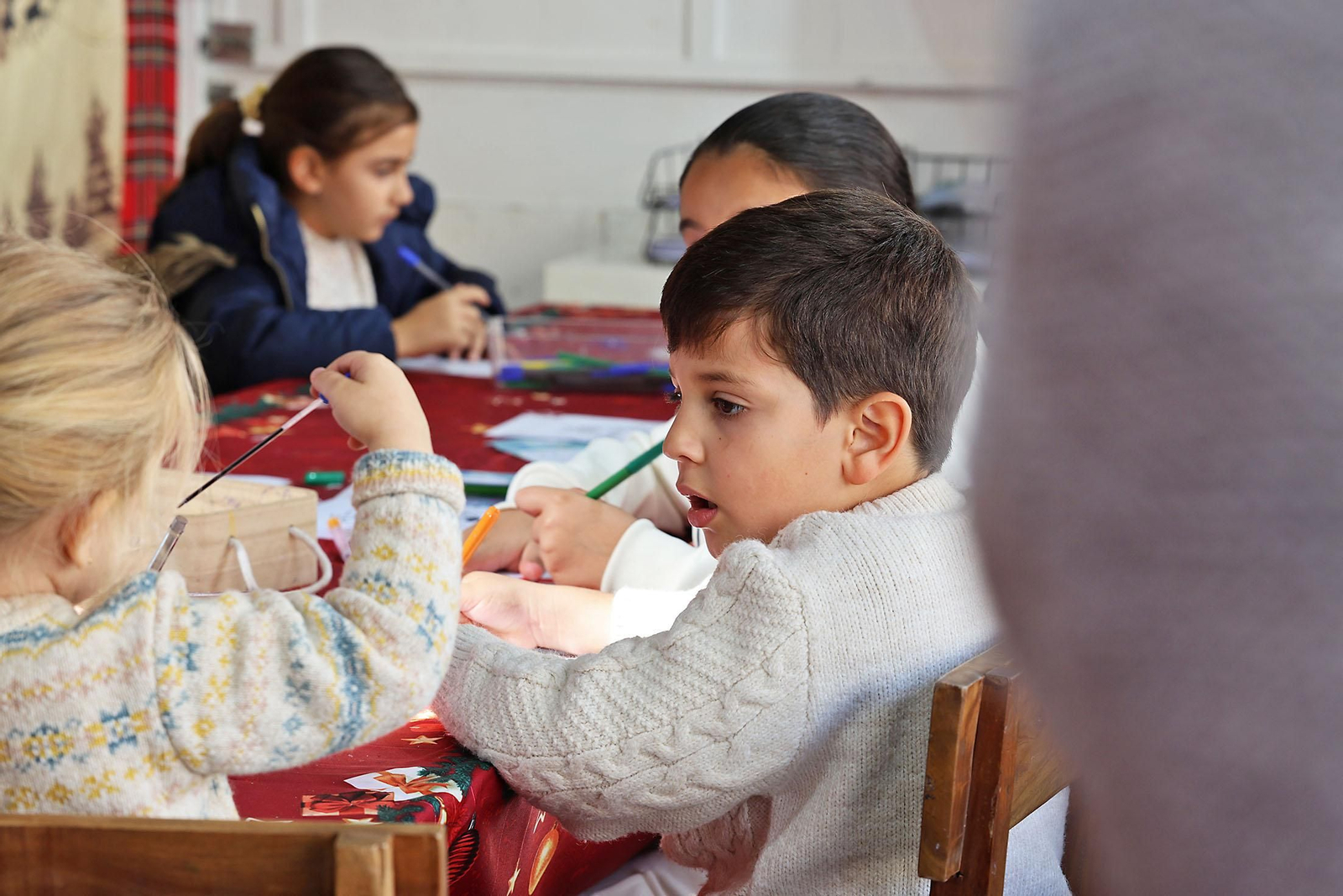 Imágenes del mercado navideño de la Plaza de Las Monjas