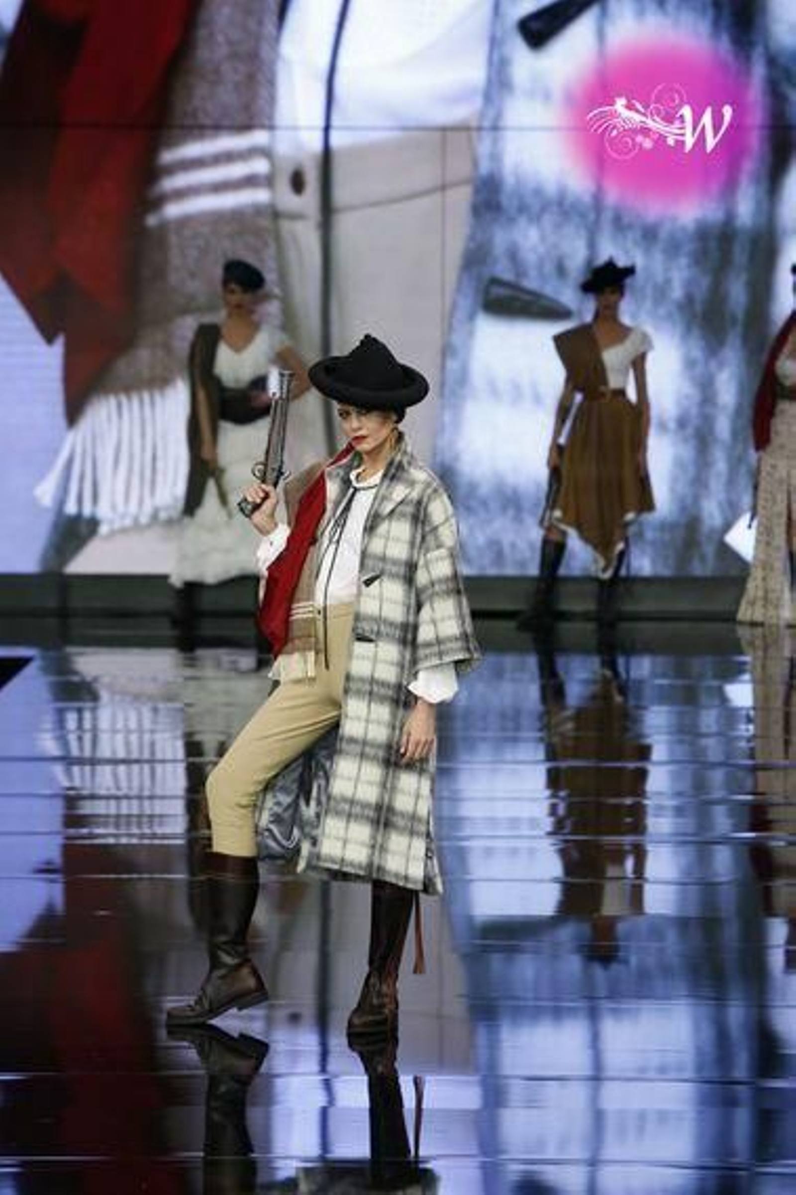 Todas las fotos del desfile de Pilar Rubio en Simof 2020