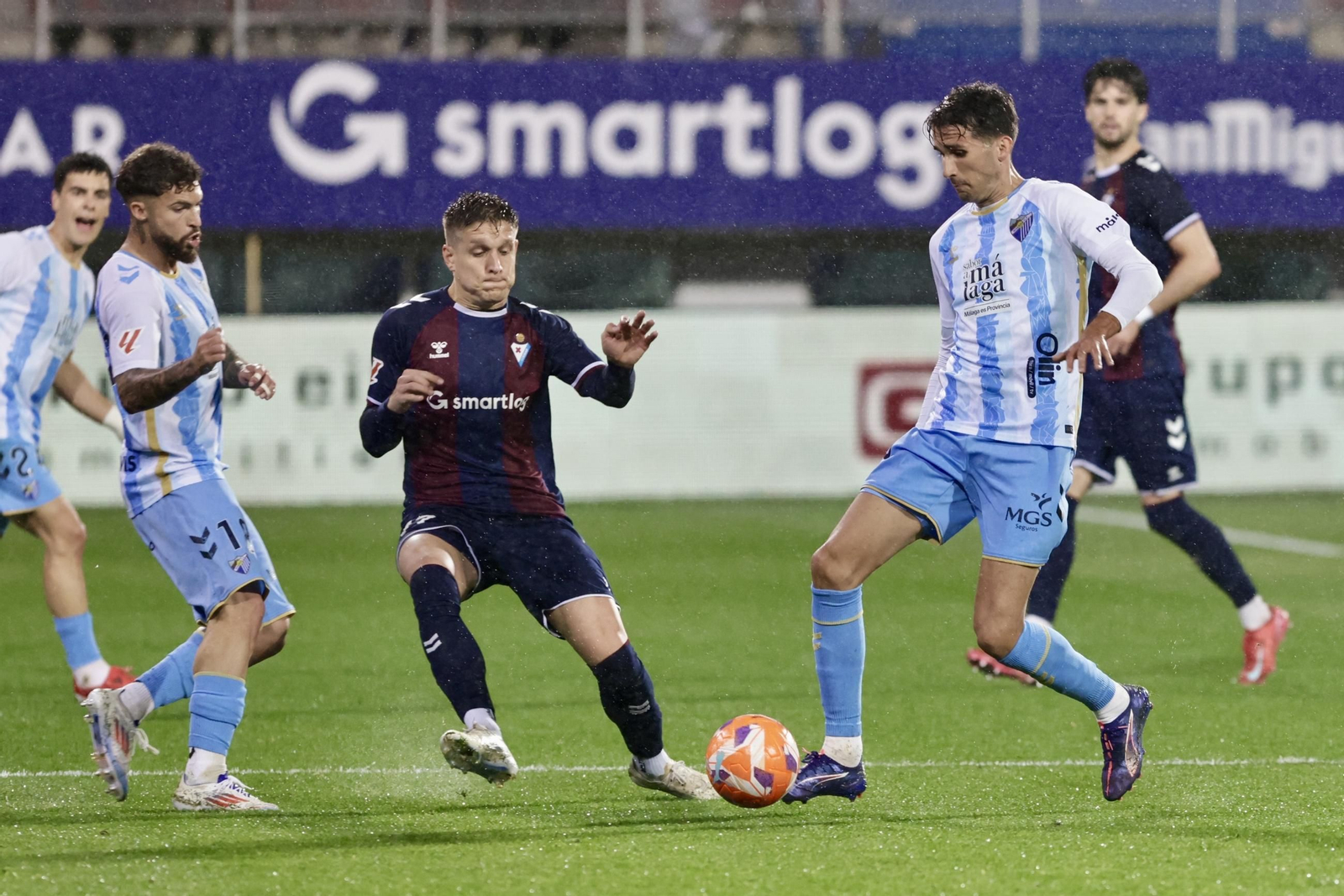 El Eibar-Málaga CF, en fotos