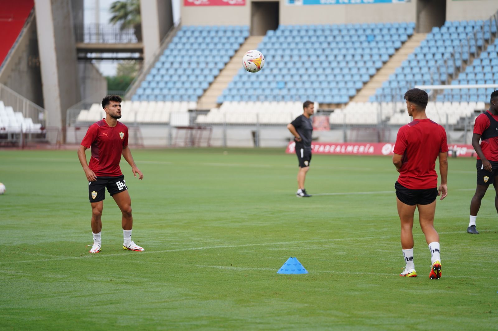 Fotogalería del entrenamiento del Almería, sábado 14