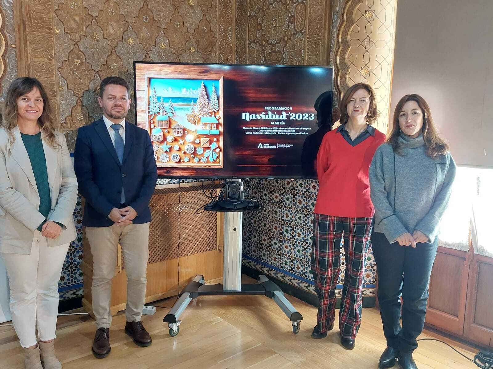 El delegado de Cultura de la Junta de Andalucía, José Vélez, presenta la programación para la navidad 2023