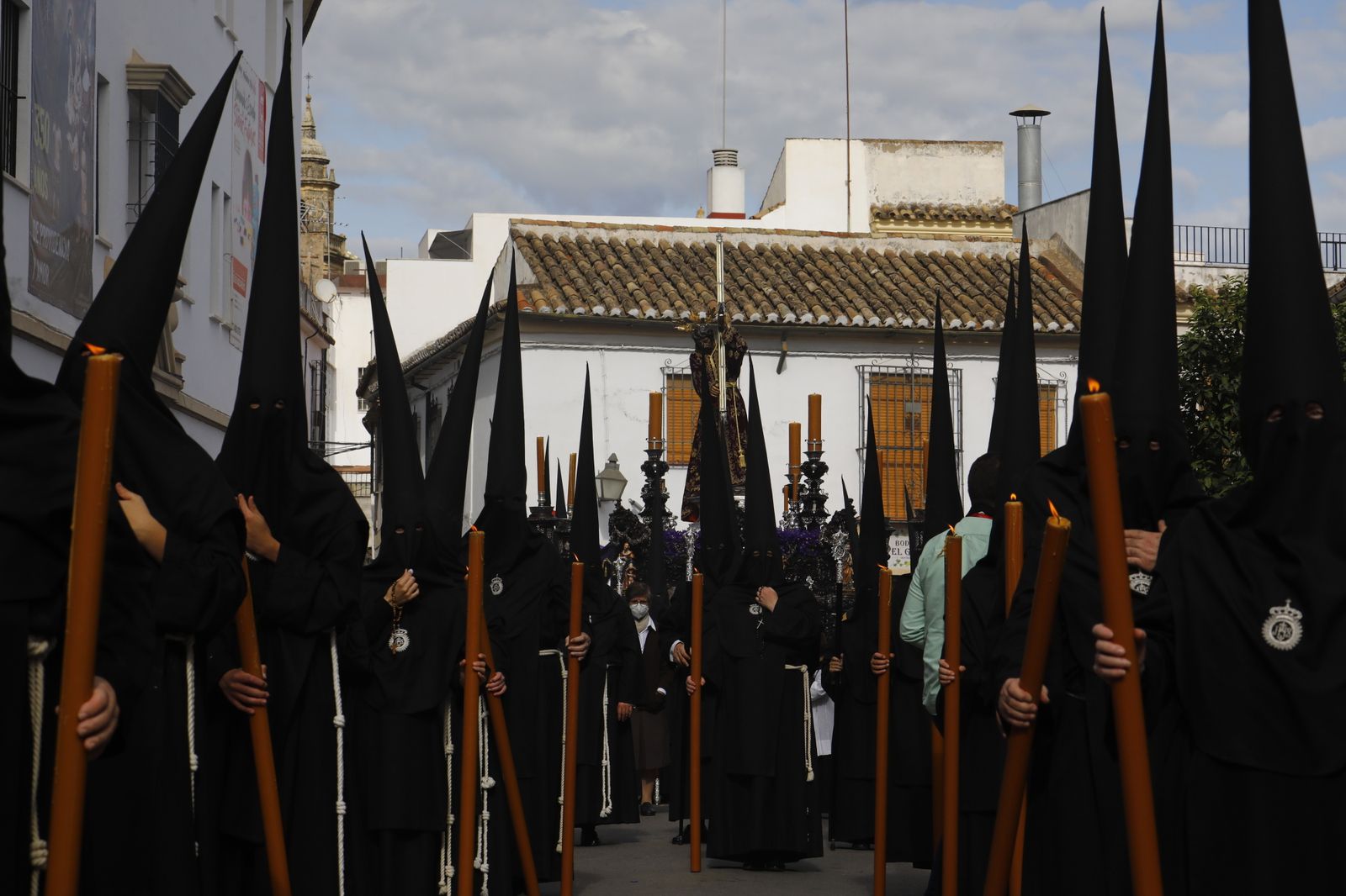 Jueves Santo en Córdoba: La procesión del Nazareno, en imágenes