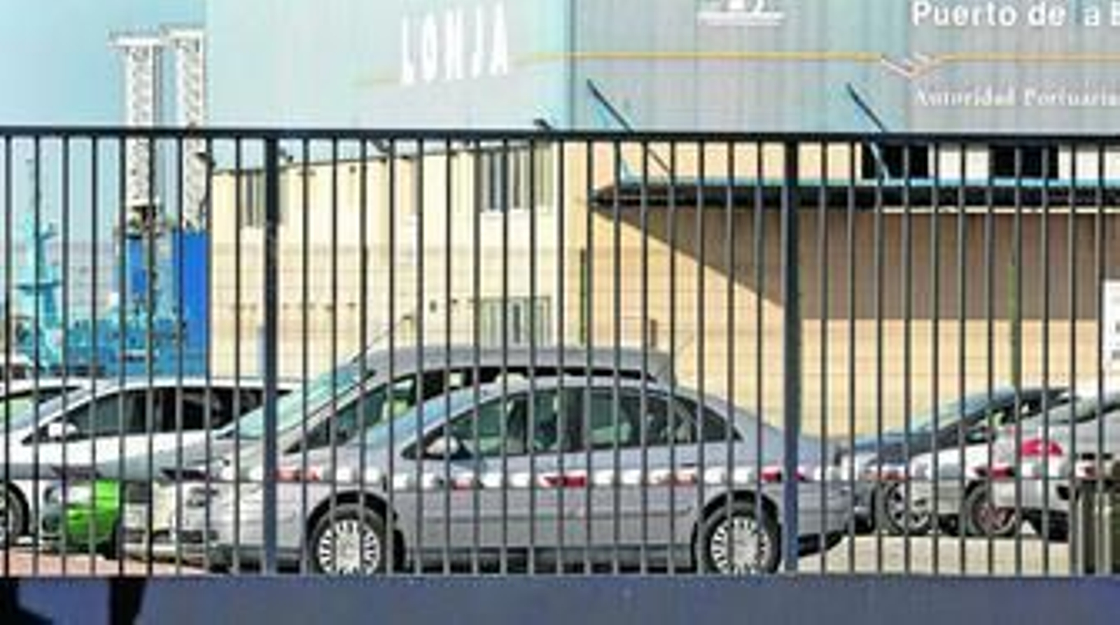 El Ayuntamiento pretende llegar a un acuerdo con la Autoridad Portuaria para habilitar un aparcamiento en superficie dentro del muelle pesquero.