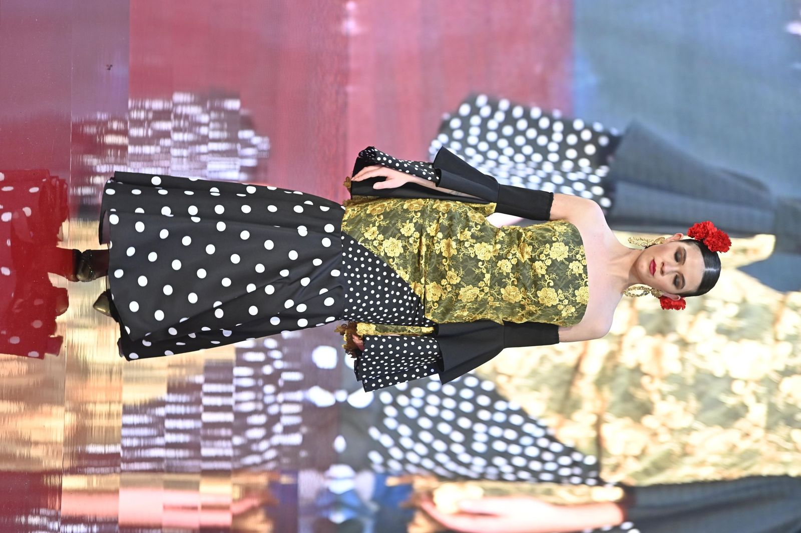 Huelva Flamenca 2026: Desfile de Ángeles de María