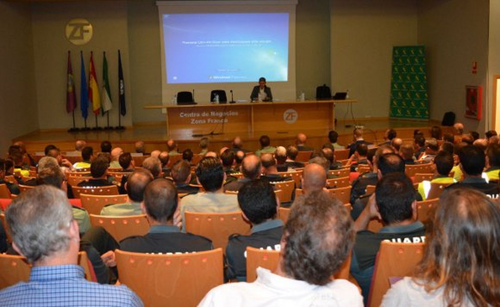 El edificio Heracles acoge una jornada sobre el comercio ilícito de tabaco