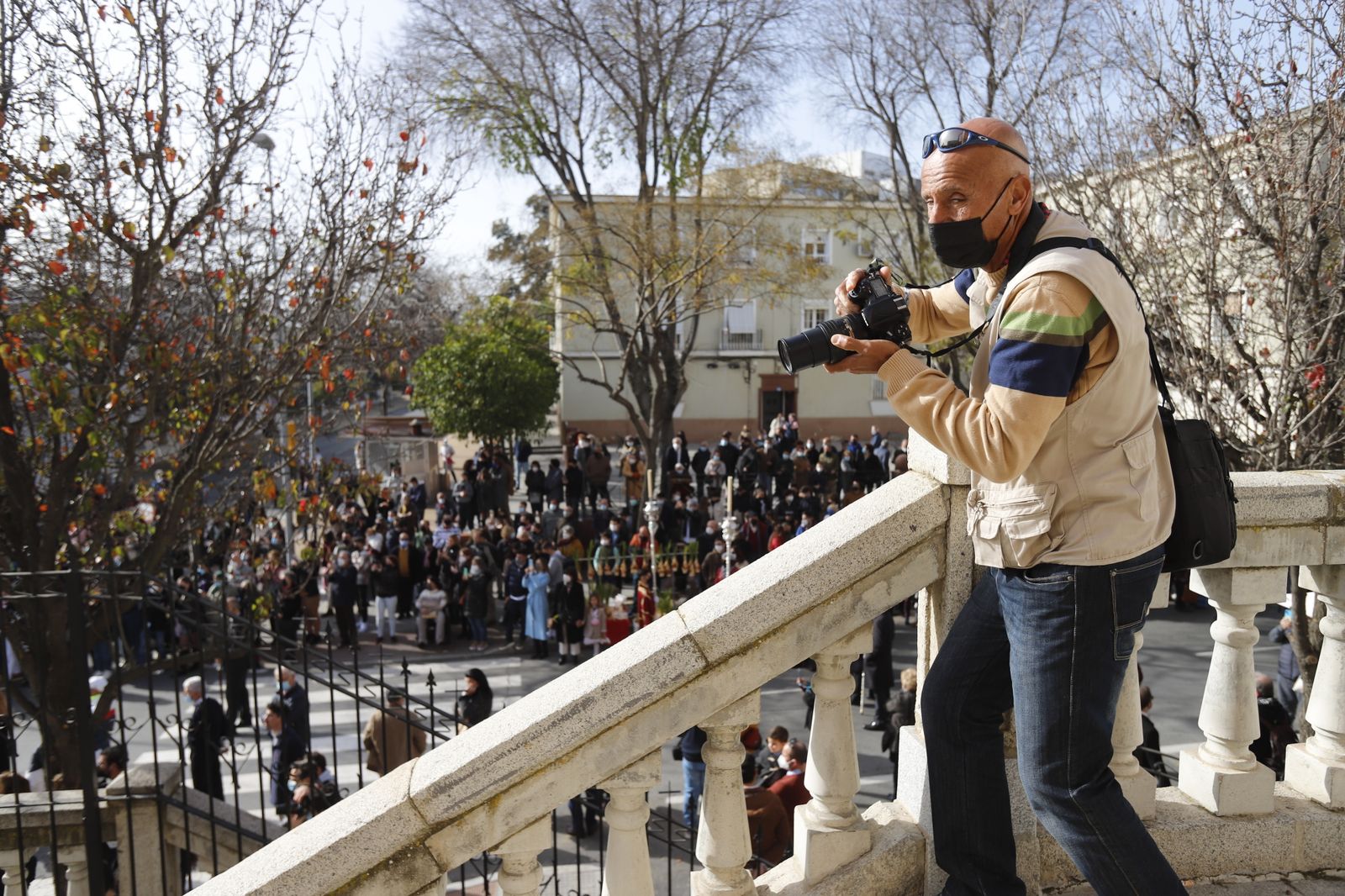 Imágenes del ambiente en la procesión de San Sebastián en Huelva