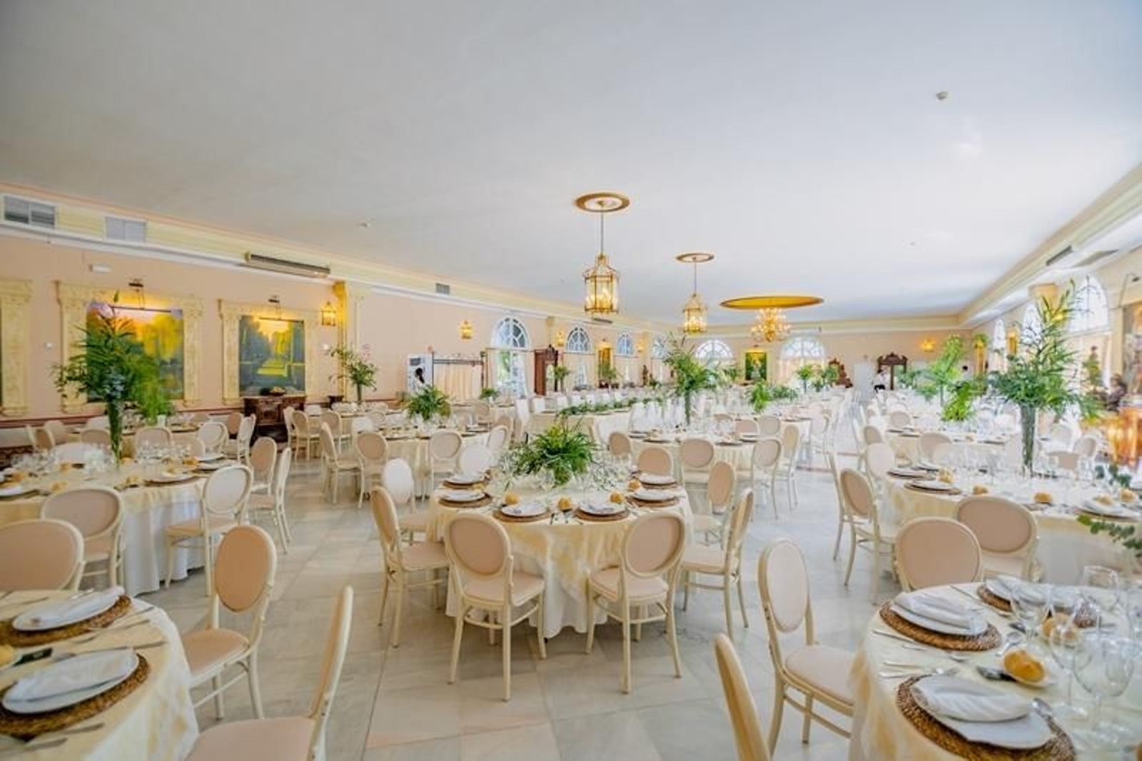 Salón de celebraciones en la Hacienda Azahares, en Espartinas.