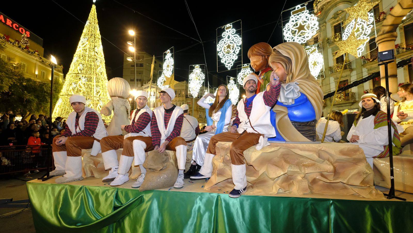Fotogalería de la Cabalgata de Reyes Magos en Almería