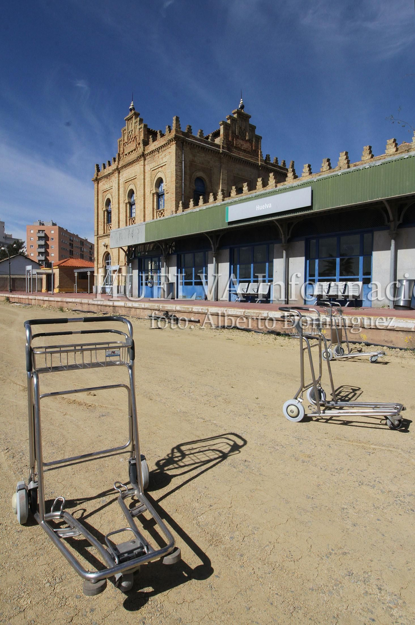 Imágenes del estado actual de la antigua Estación de Tren de Huelva