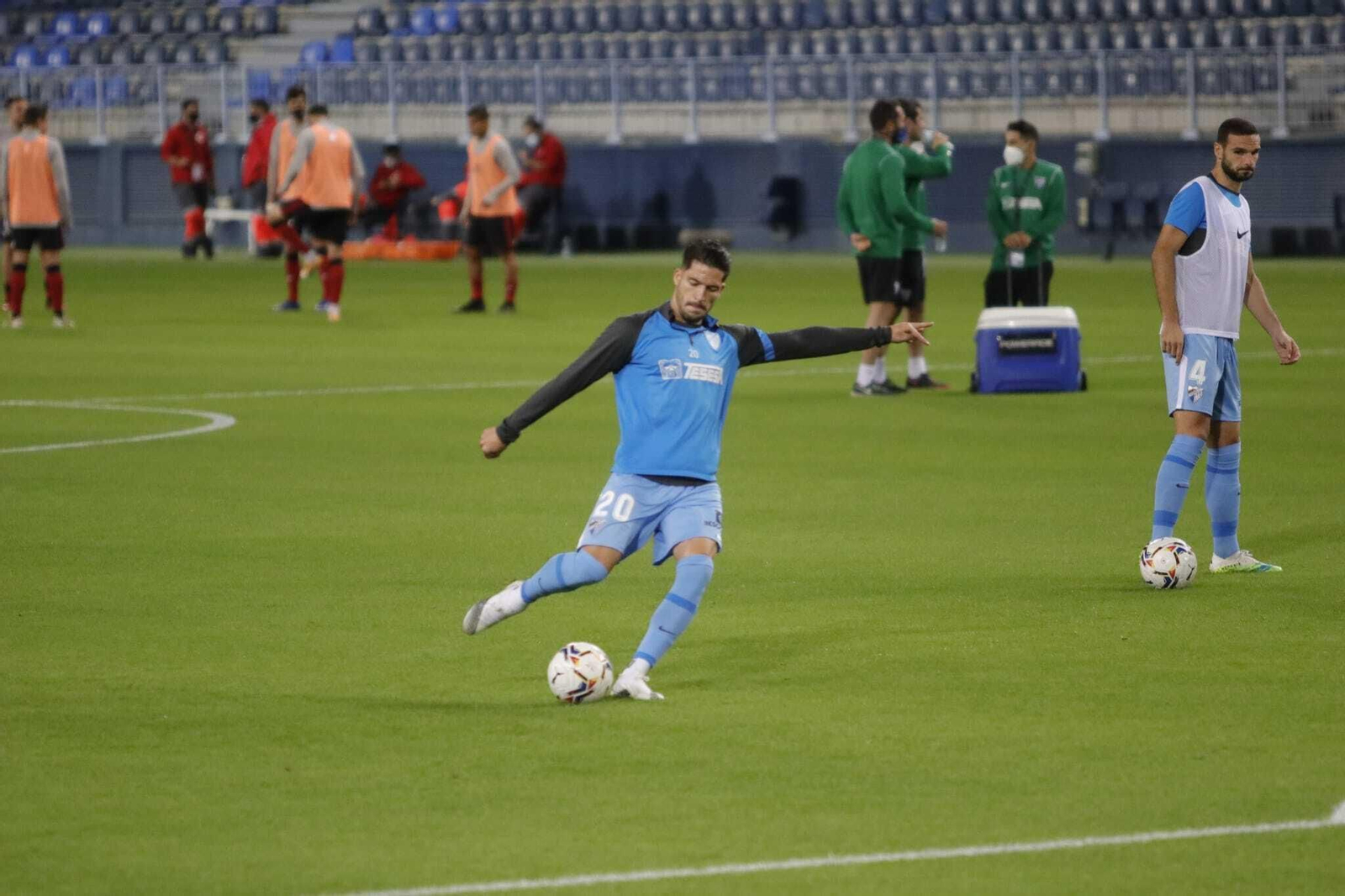 Las fotos del calentamiento previo del Málaga CF-Mirandés