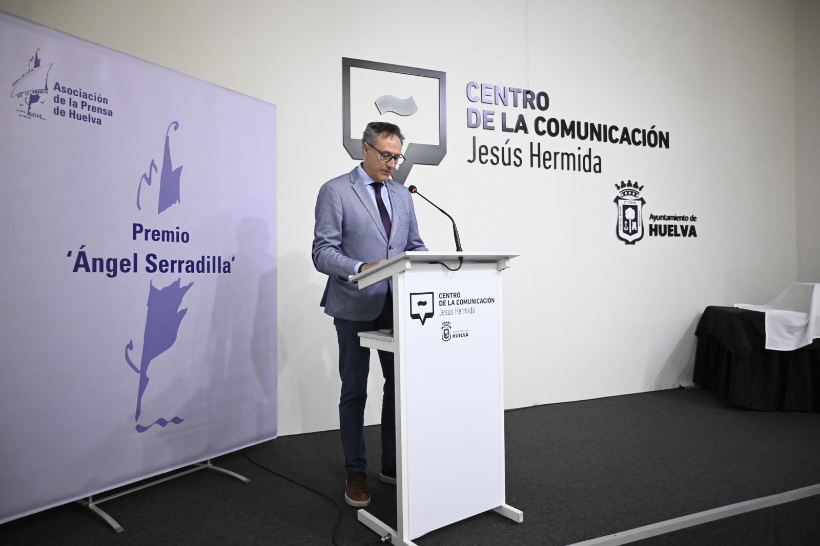 Las imágenes de la entrega del premio Ángel Serradilla 2024 en Huelva