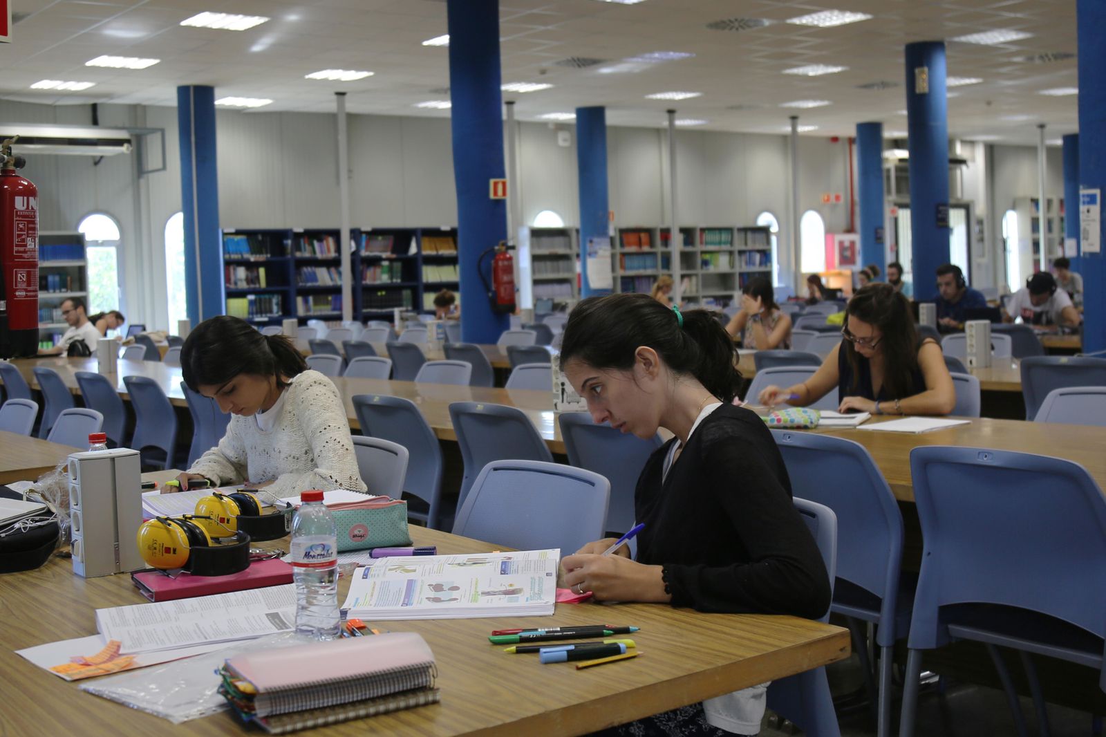 Estudiantes en la Facultad de Medicina.