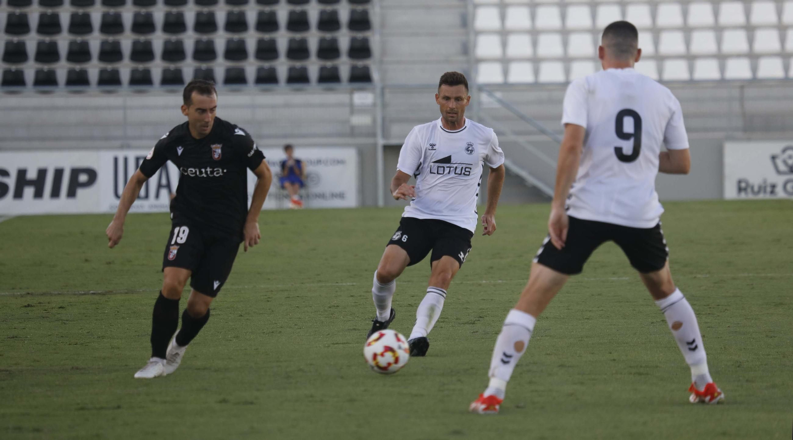 Las fotos del Balona-AD Ceuta de pretemporada en el Ciudad de La Línea (0-1)