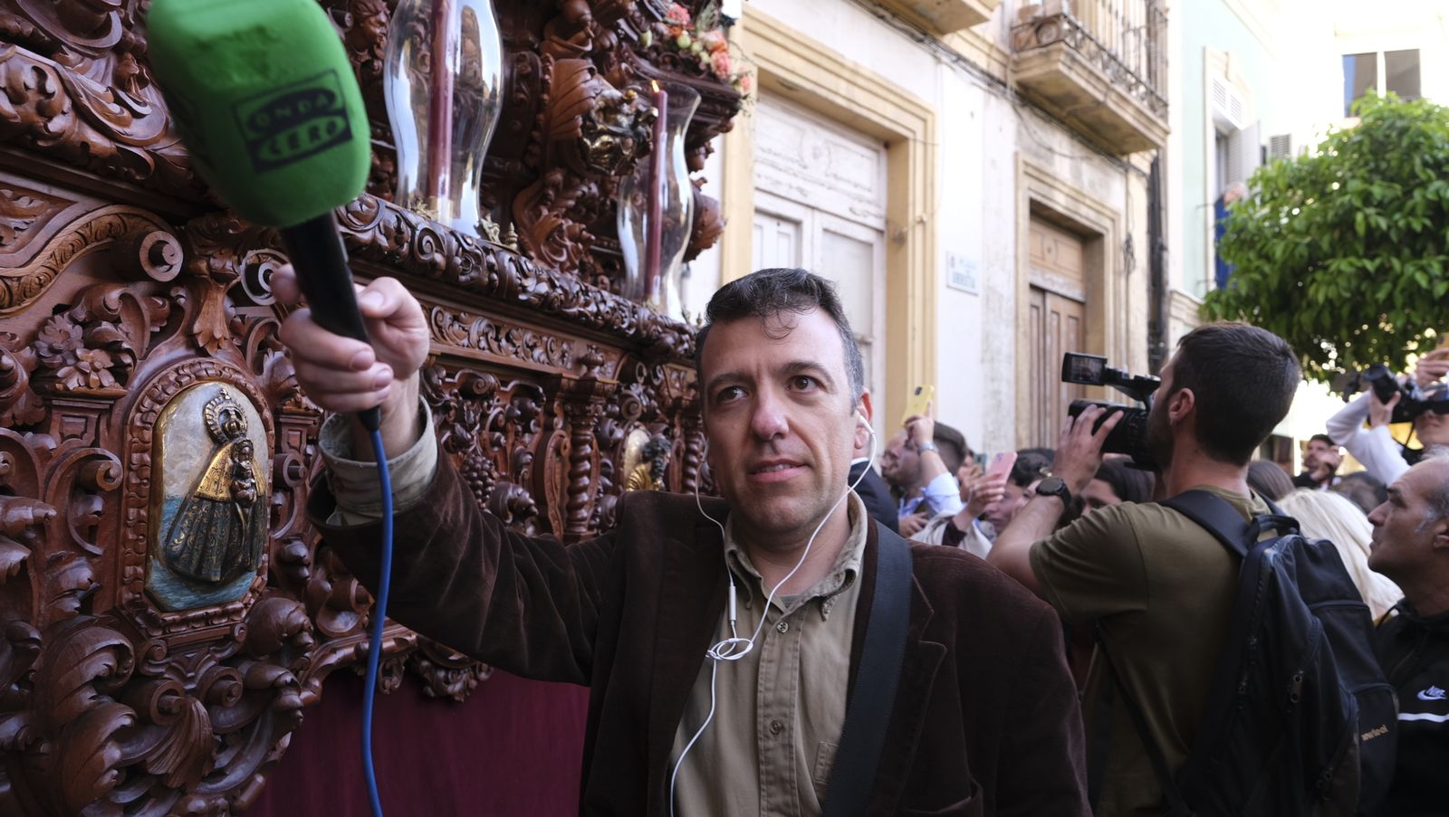 La procesión de la Santa Cena en Almería, en imágenes