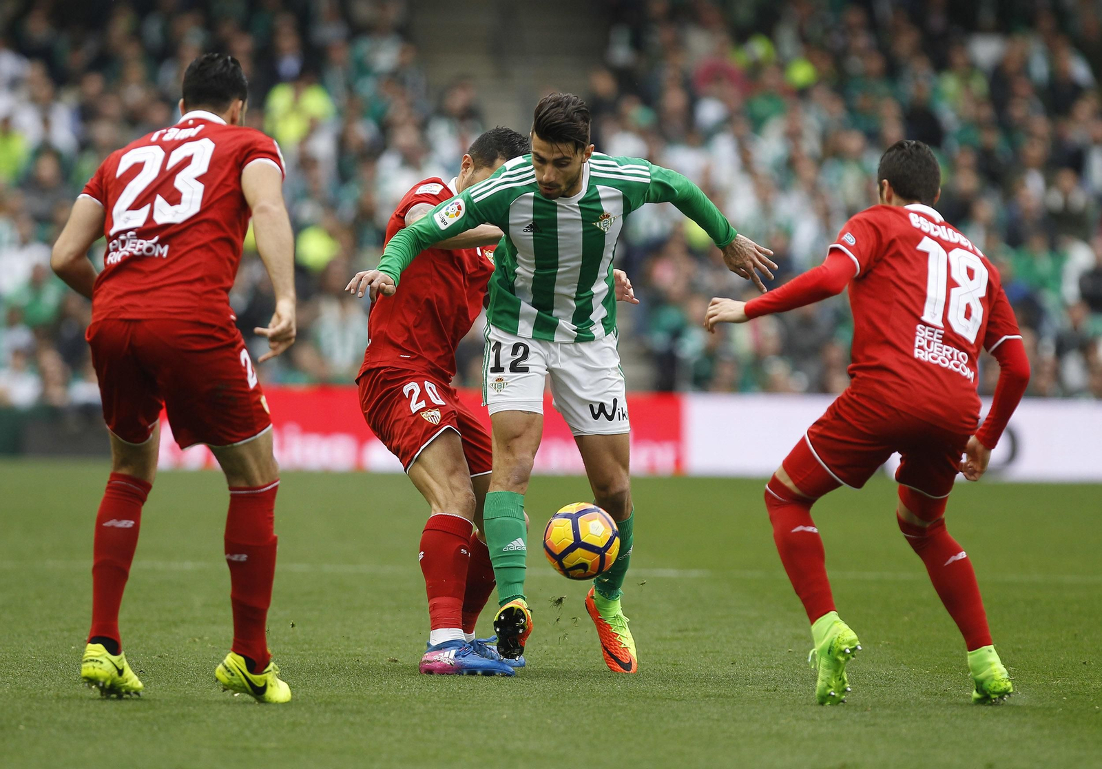 El Betis-Sevilla, en imágenes