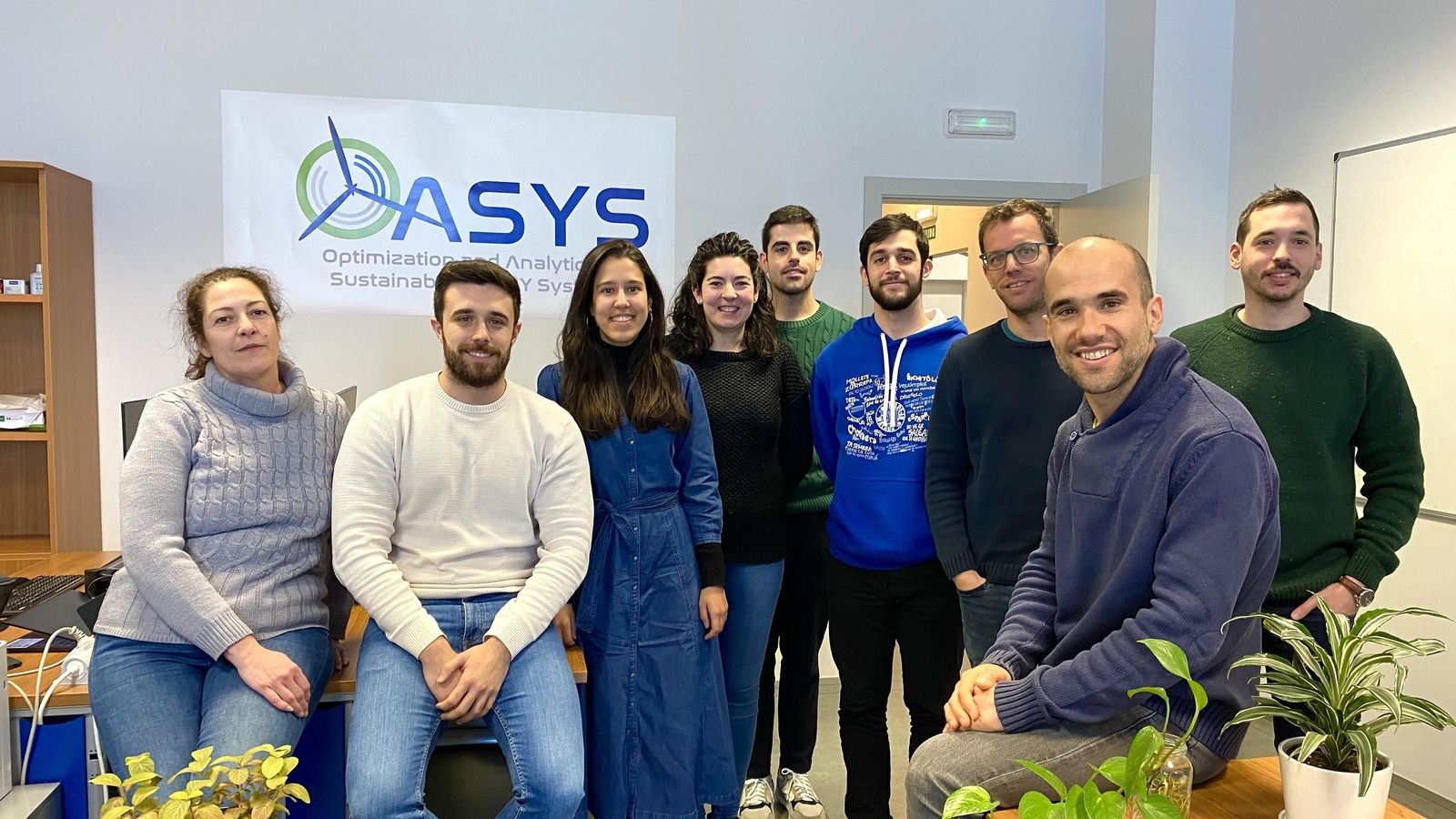 OASYS, el equipo de investigación que desarrolla herramientas matemáticas para el despliegue de recursos energéticos renovables de la UMA.