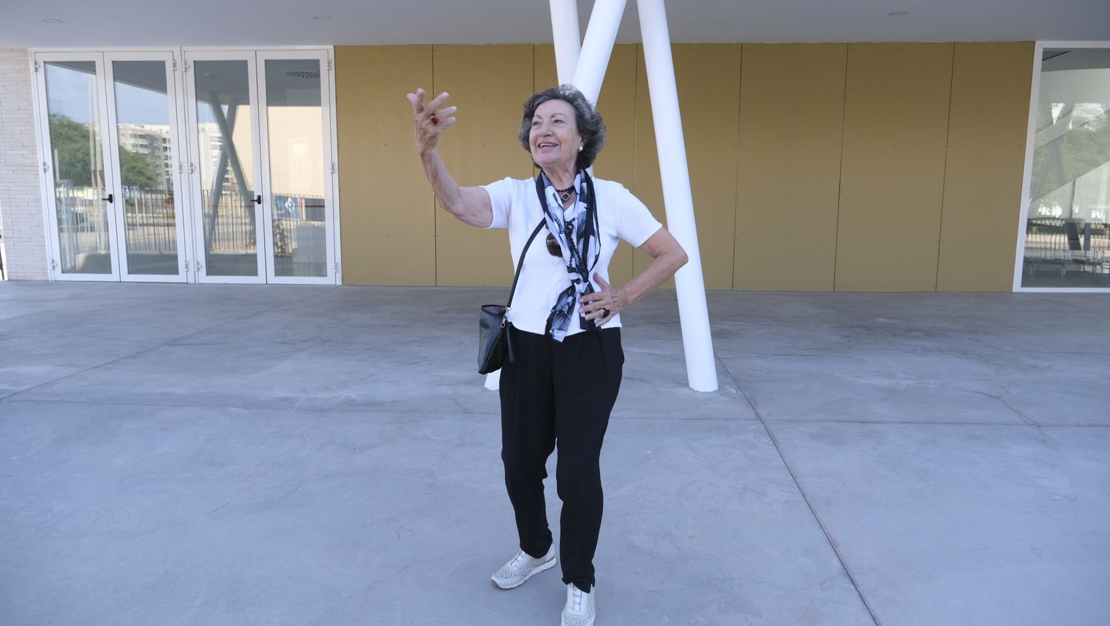 Kina Jiménez visita el Conservatorio Profesional de Danza que lleva su nombre